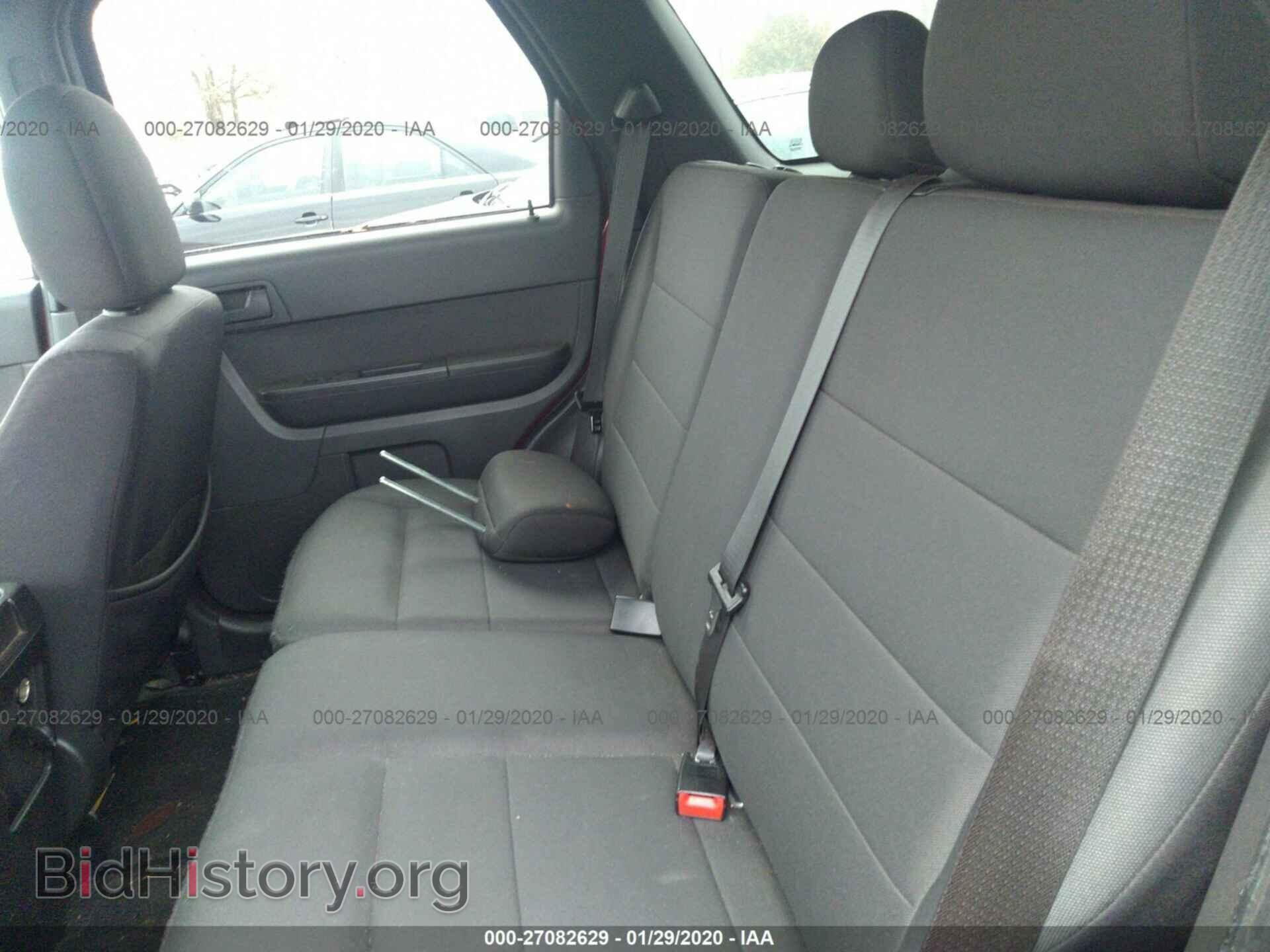2011 FORD ESCAPE - VIN: 1FMCU0D7XBKC03005 - Фото 8