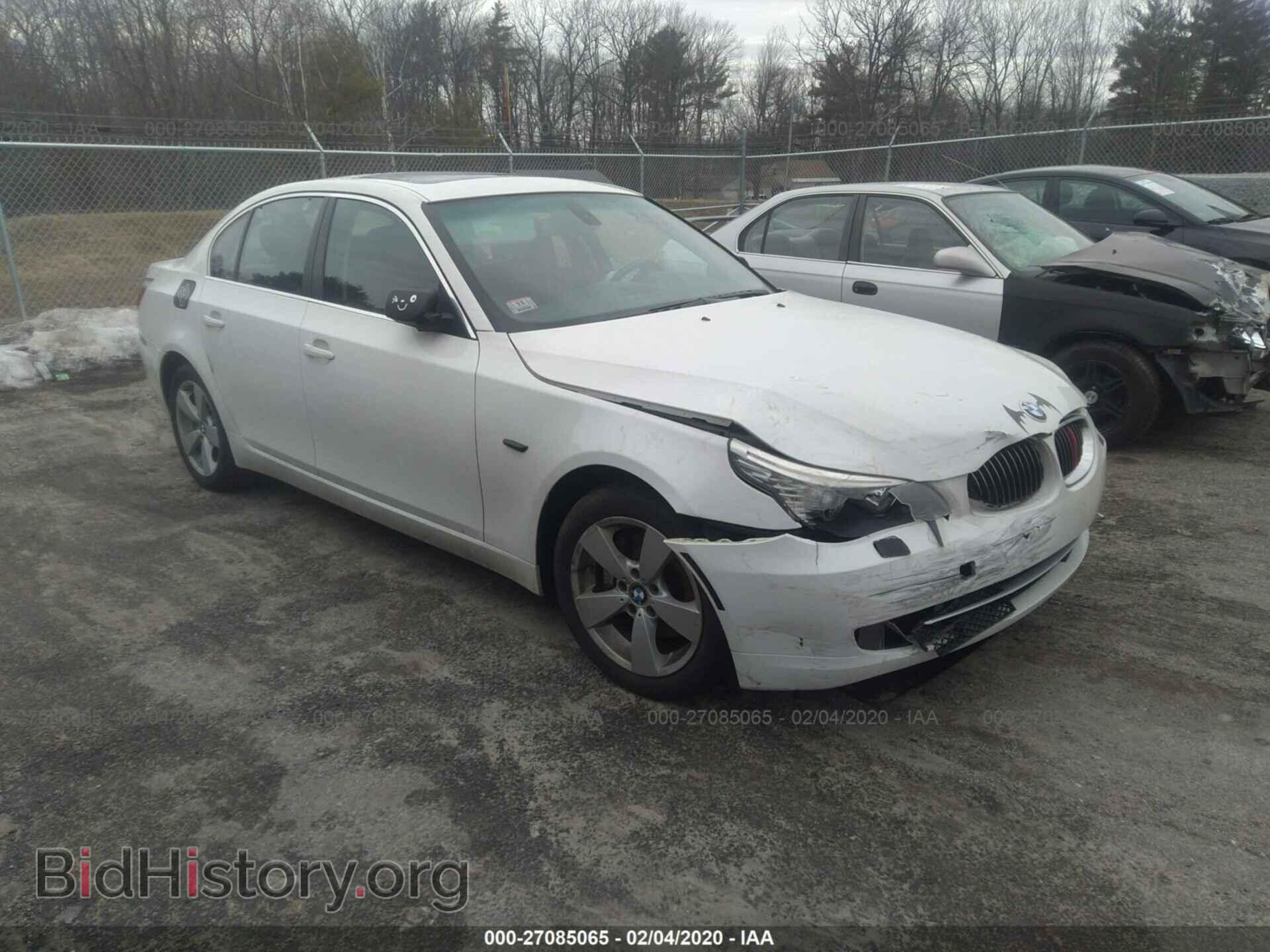 Photo WBANV13548CZ58845 - BMW 528 2008
