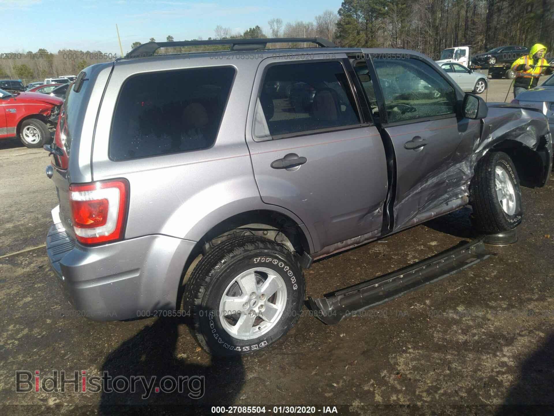 2008 FORD ESCAPE - VIN: 1FMCU93178KD65314 - Photo 4