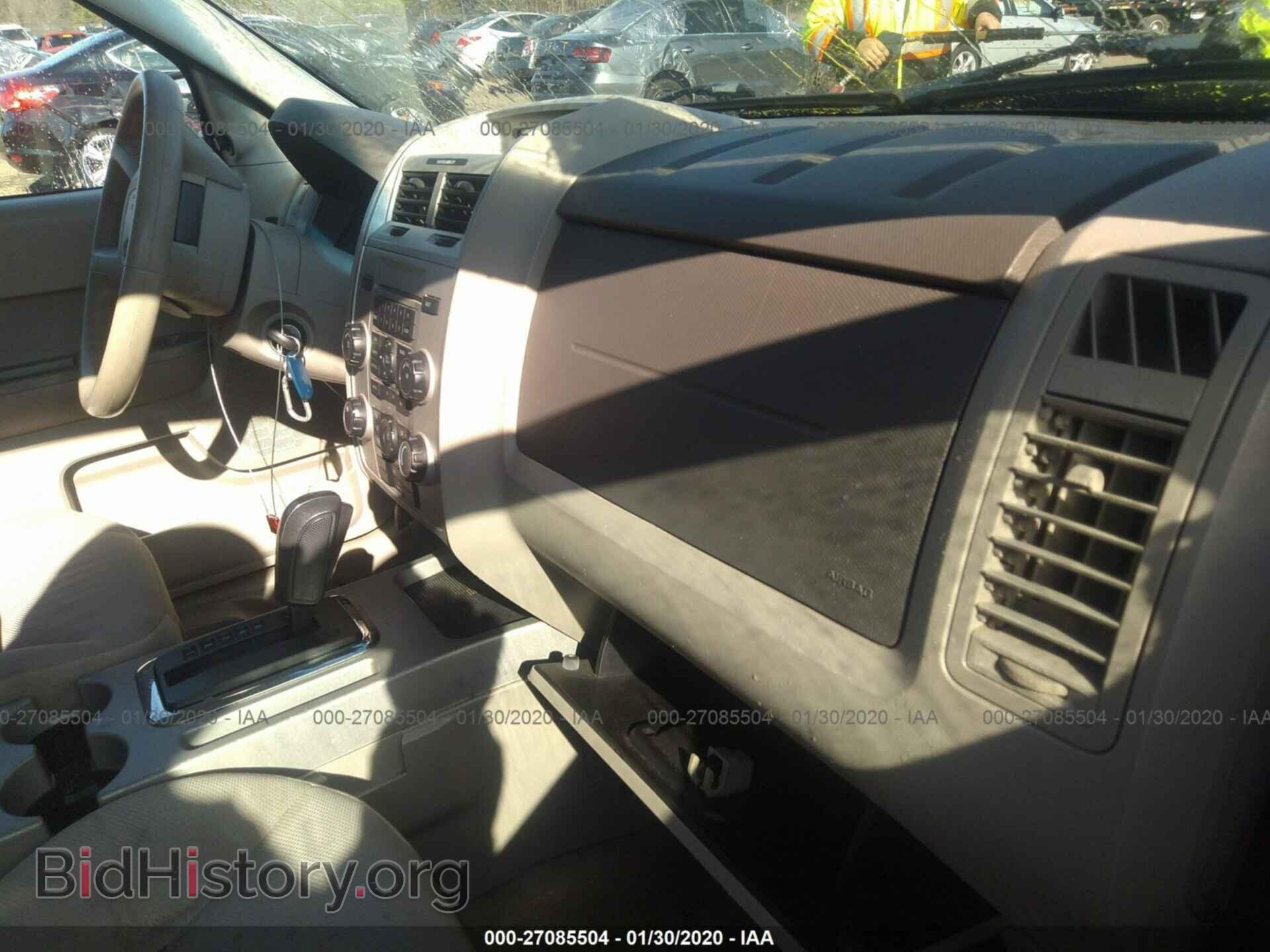2008 FORD ESCAPE - VIN: 1FMCU93178KD65314 - Photo 5