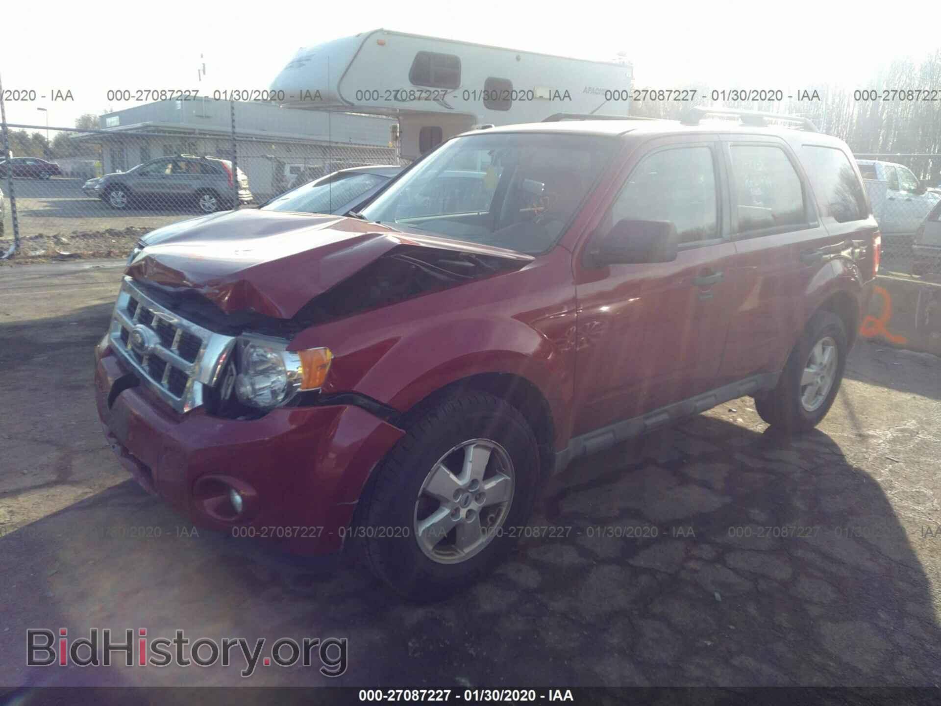 2009 FORD ESCAPE - VIN: 1FMCU93G89KC25245 - Фото 2