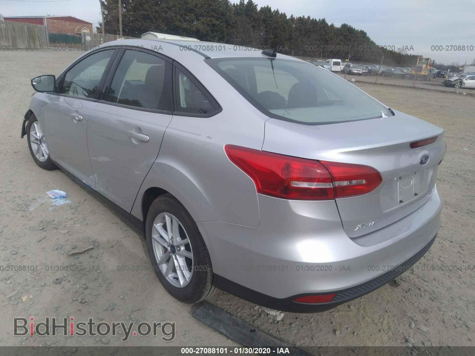 2017 FORD FOCUS - VIN: 1FADP3F2XHL322958 - Photo 3
