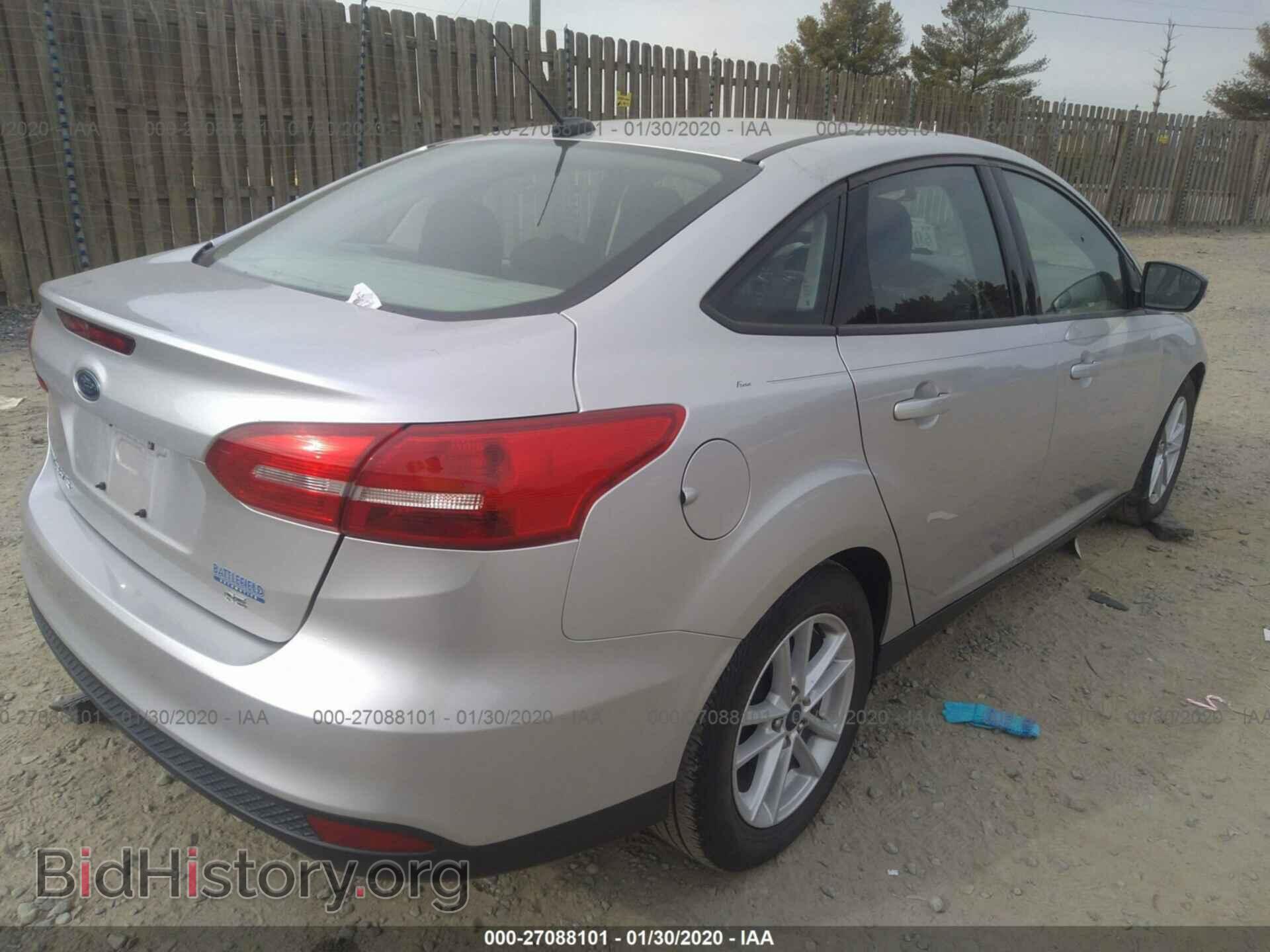 2017 FORD FOCUS - VIN: 1FADP3F2XHL322958 - Photo 4