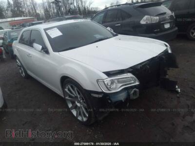2015 Chrysler 300C, белый — VIN 2C3CCAEG5FH786662, IAAI