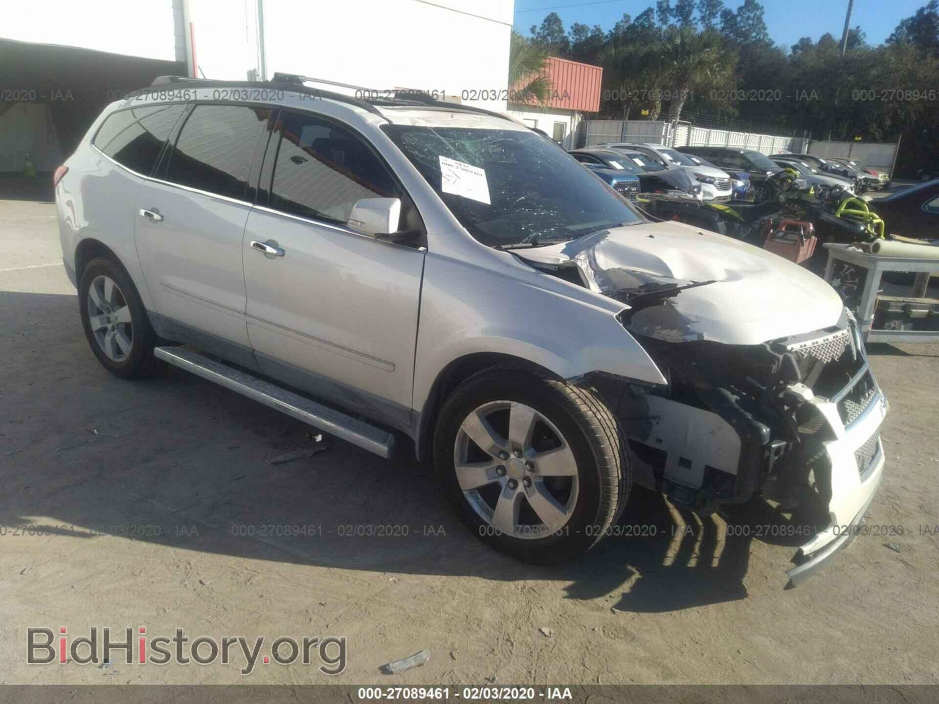 Фотография 1GNKRLED9BJ312446 - CHEVROLET TRAVERSE 2011
