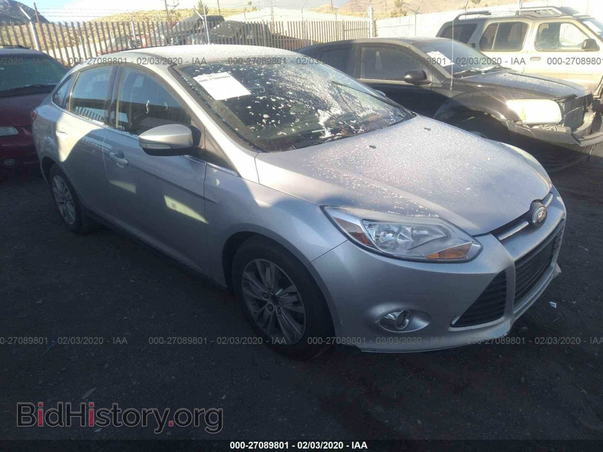 Photo 1FAHP3H25CL367040 - FORD FOCUS 2012