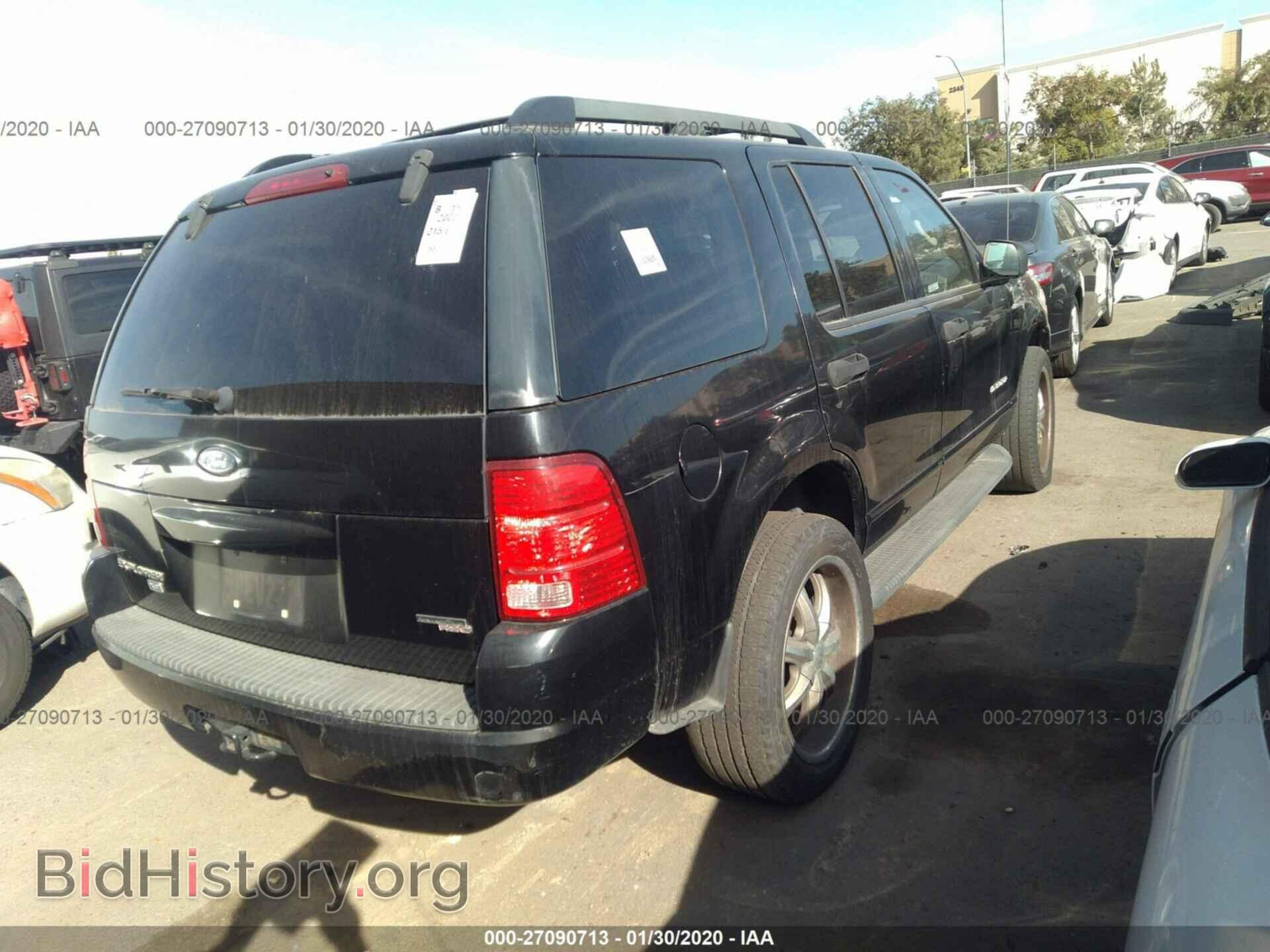 2005 Ford Explorer - VIN: 1FMZU63E65ZA45271 - Фото 4