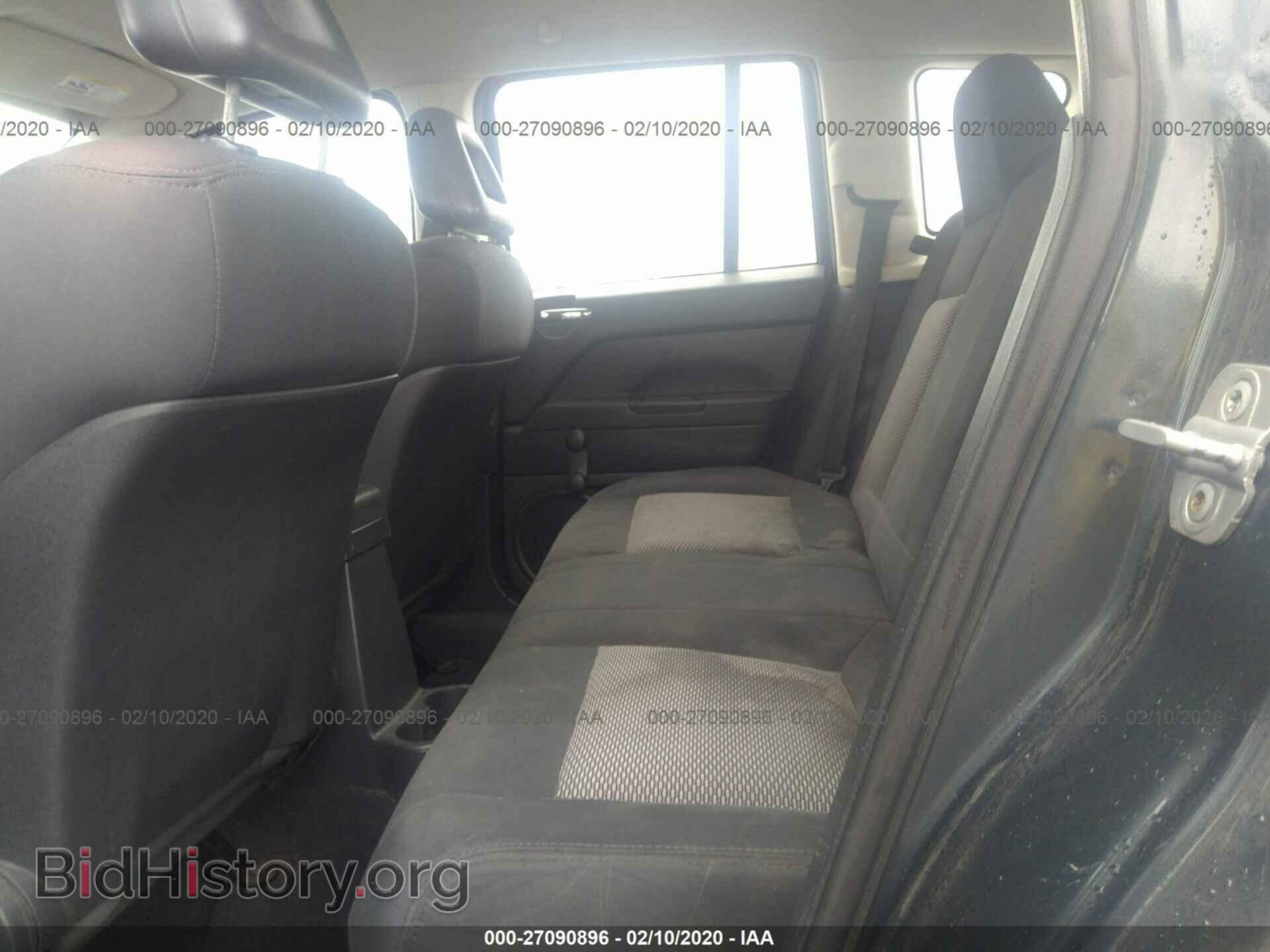2008 JEEP COMPASS - VIN: 1J8FT47008D703027 - Фото 8