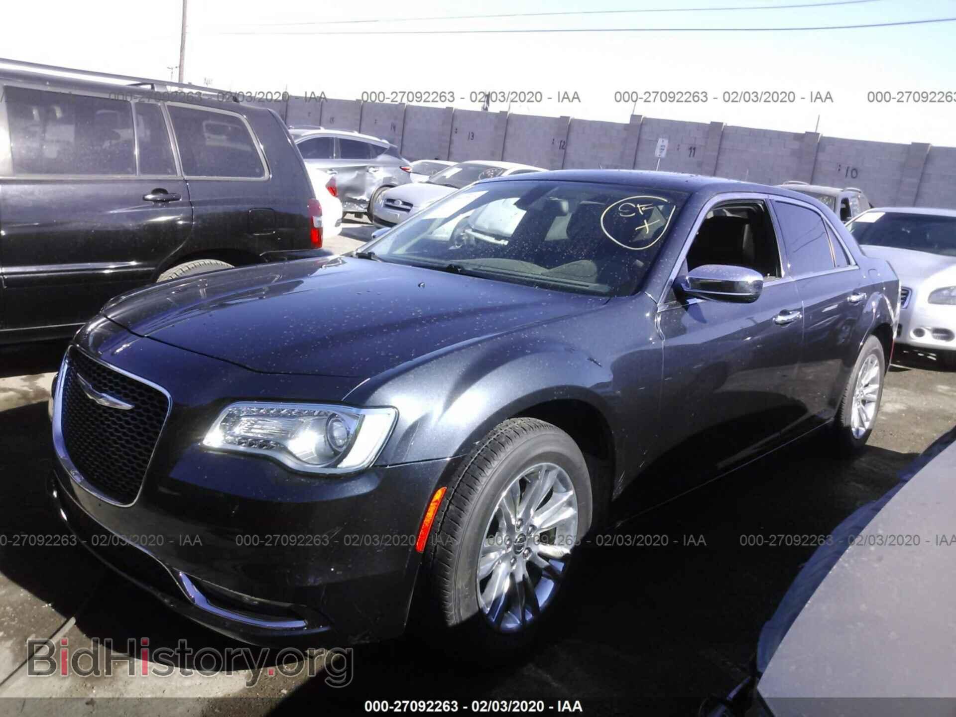 2016 CHRYSLER 300C - VIN: 2C3CCAEG4GH298420 - Фото 2