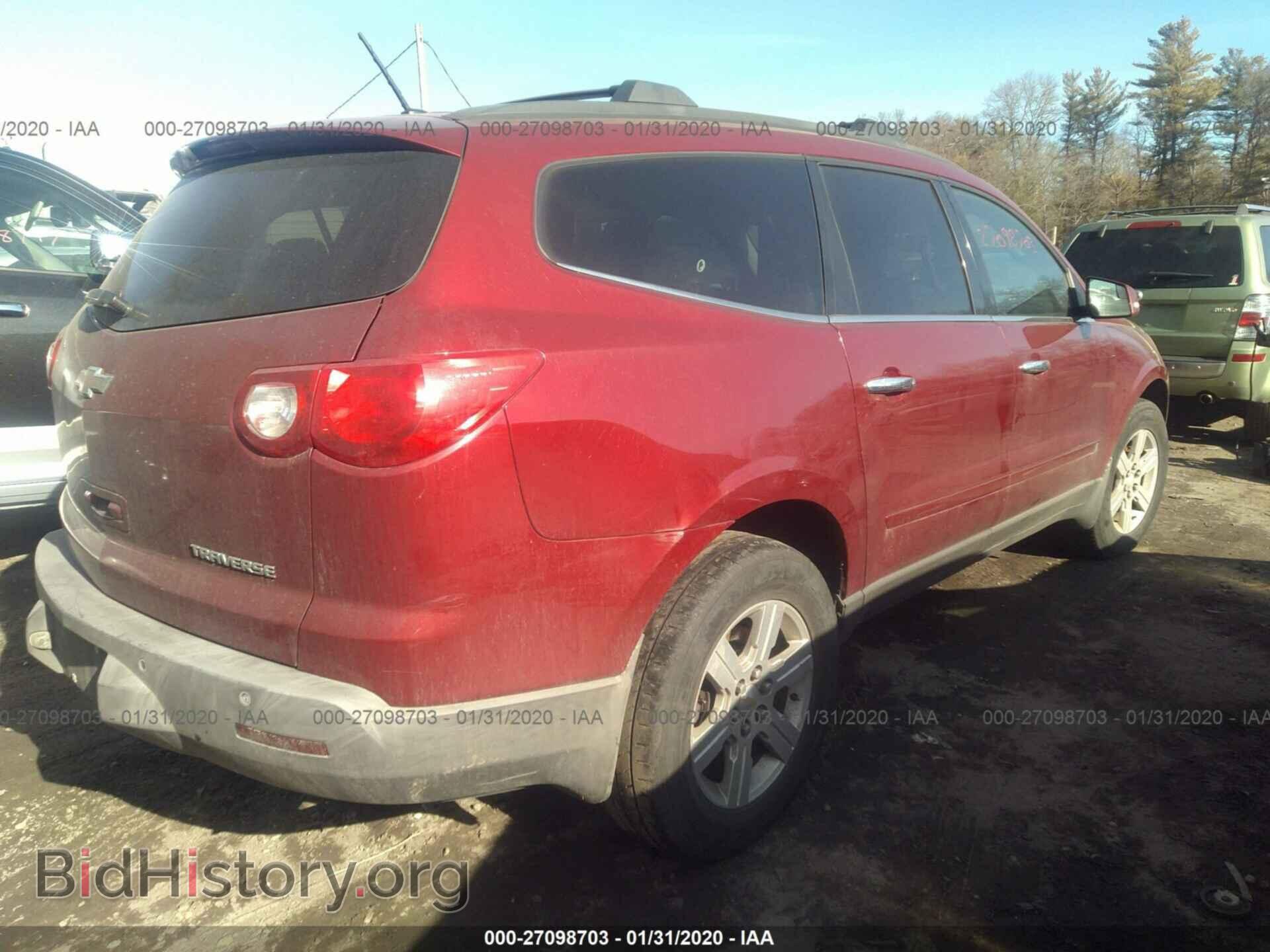 2010 CHEVROLET TRAVERSE - VIN: 1GNLVFED8AS149072 - Фото 4
