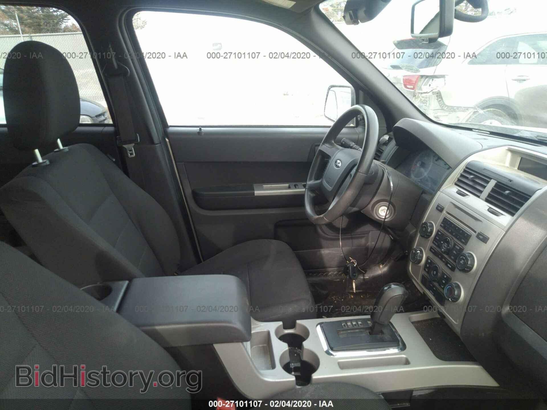 2009 FORD ESCAPE - VIN: 1FMCU93G69KD09449 - Фото 5