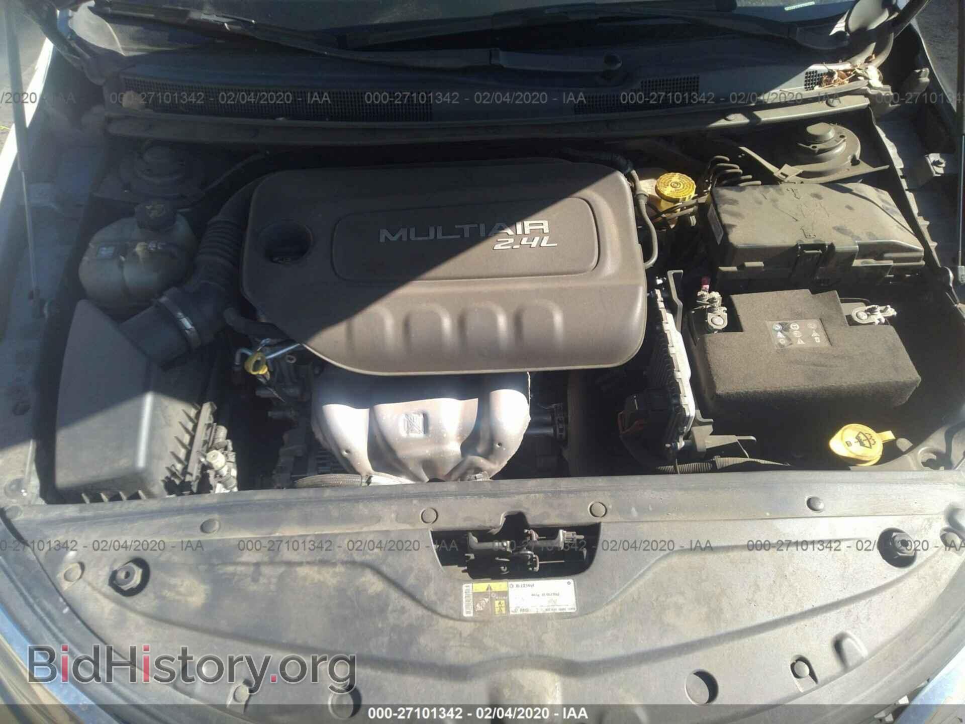2015 CHRYSLER 200 - VIN: 1C3CCCAB4FN633624 - Фото 10