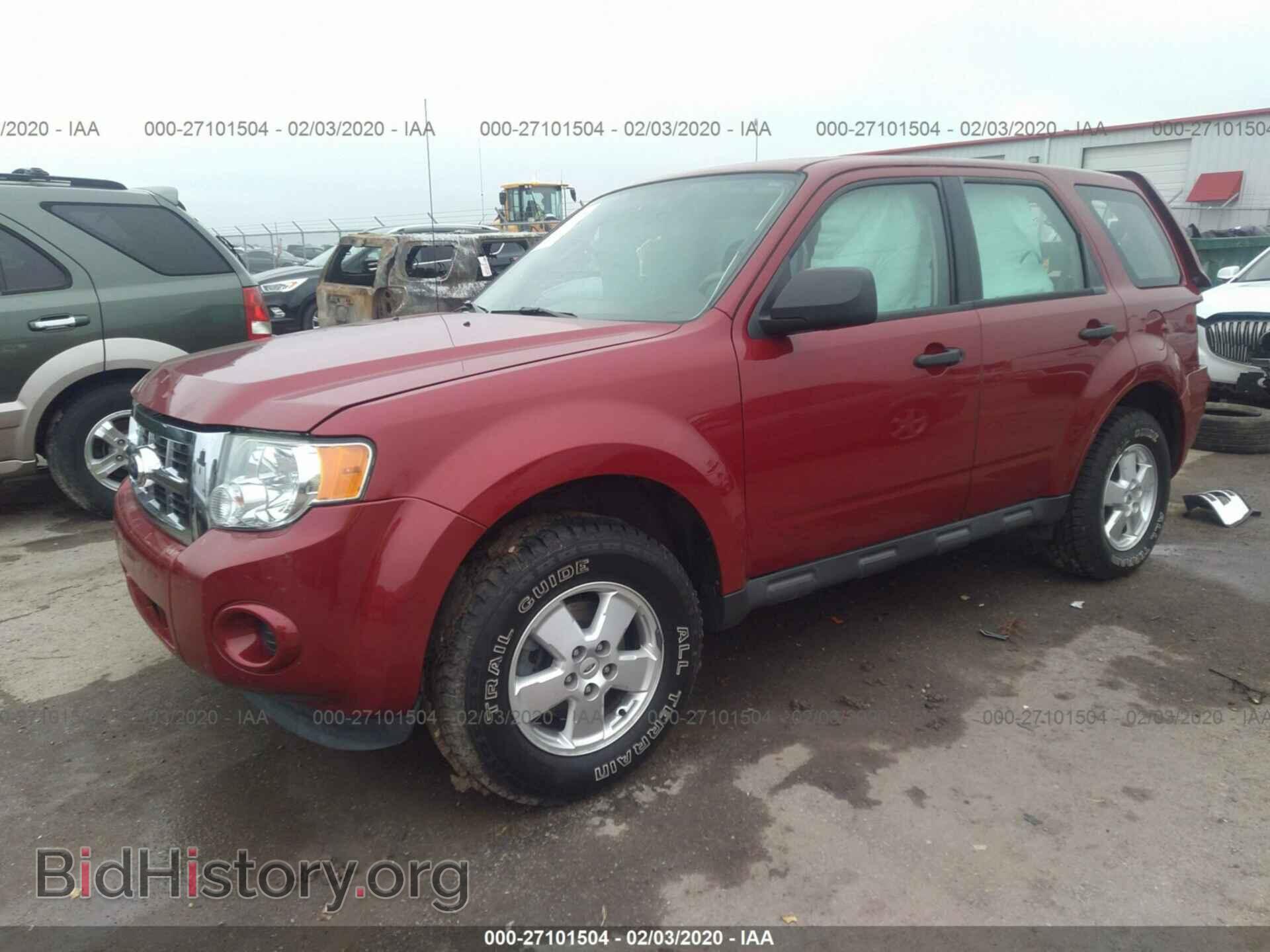 2011 FORD ESCAPE - VIN: 1FMCU9C75BKB85213 - Фото 2