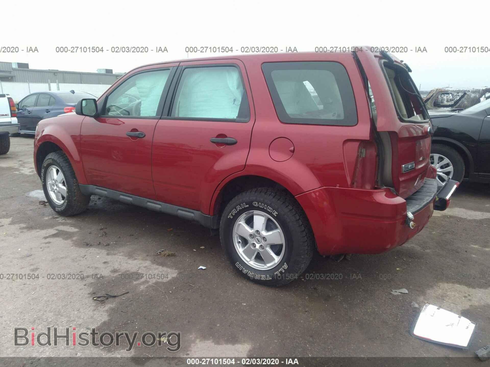 2011 FORD ESCAPE - VIN: 1FMCU9C75BKB85213 - Фото 3