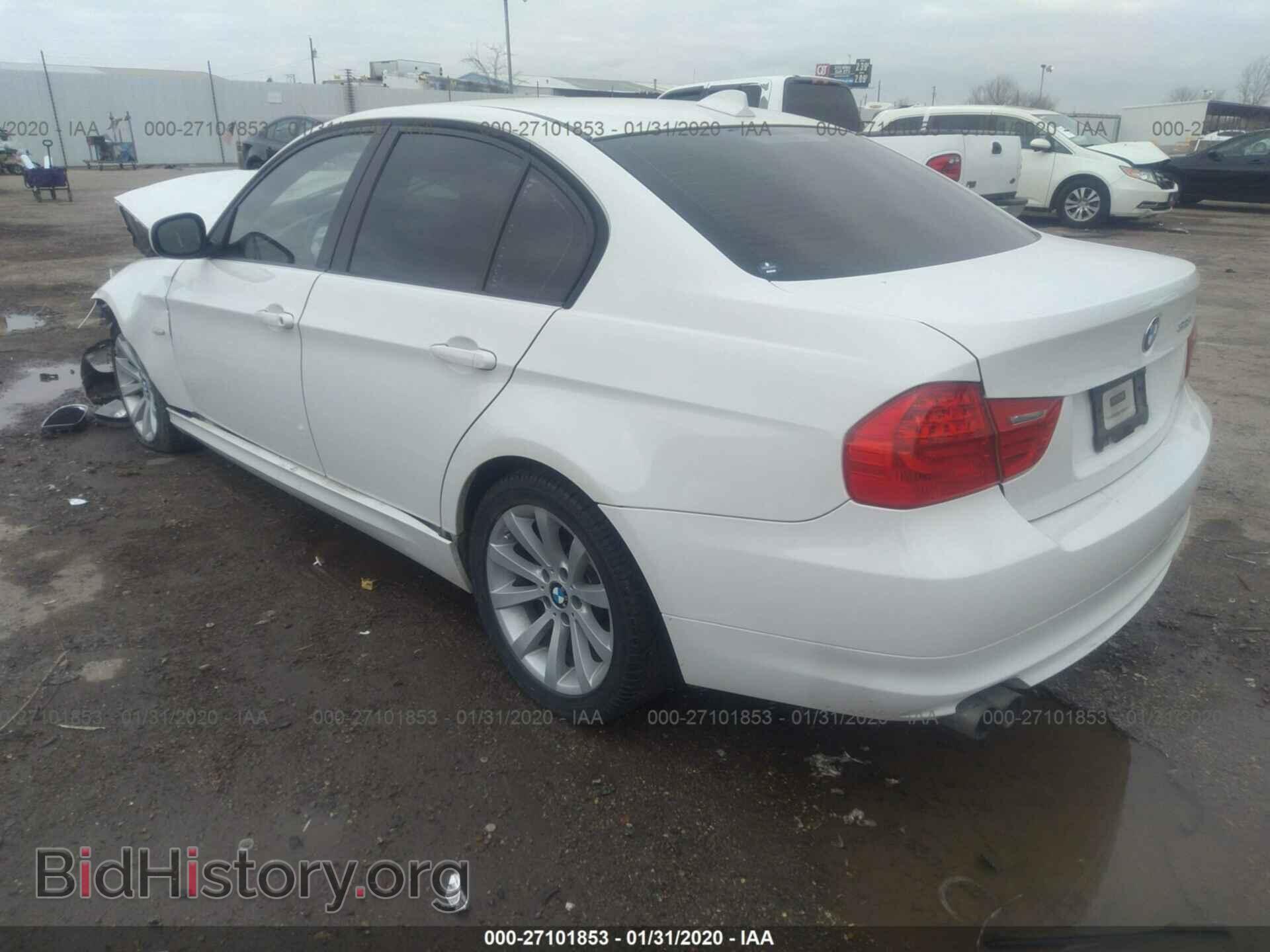 2011 BMW 328 - VIN: WBAPH7C57BE850590 - Фото 3