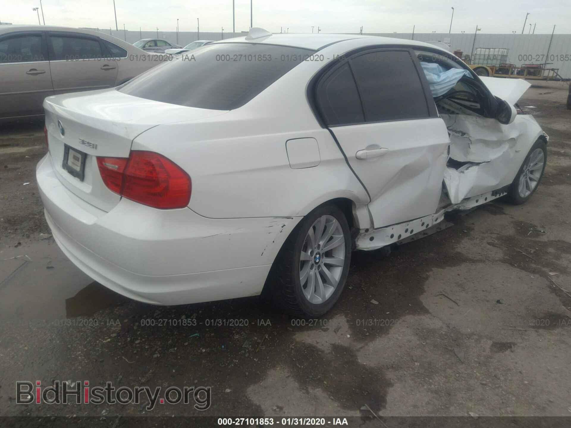 2011 BMW 328 - VIN: WBAPH7C57BE850590 - Фото 4