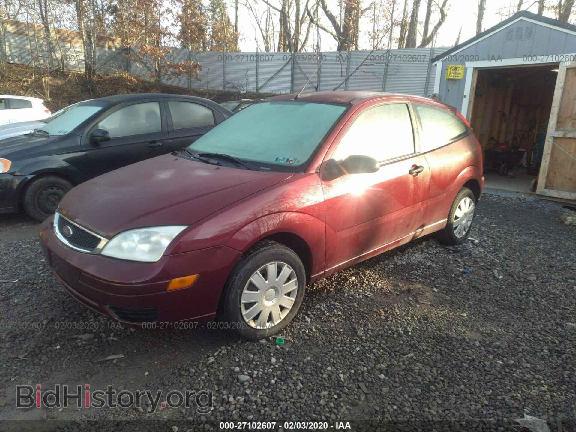 2007 FORD FOCUS - VIN: 1FAFP31N07W197329 - Фото 2