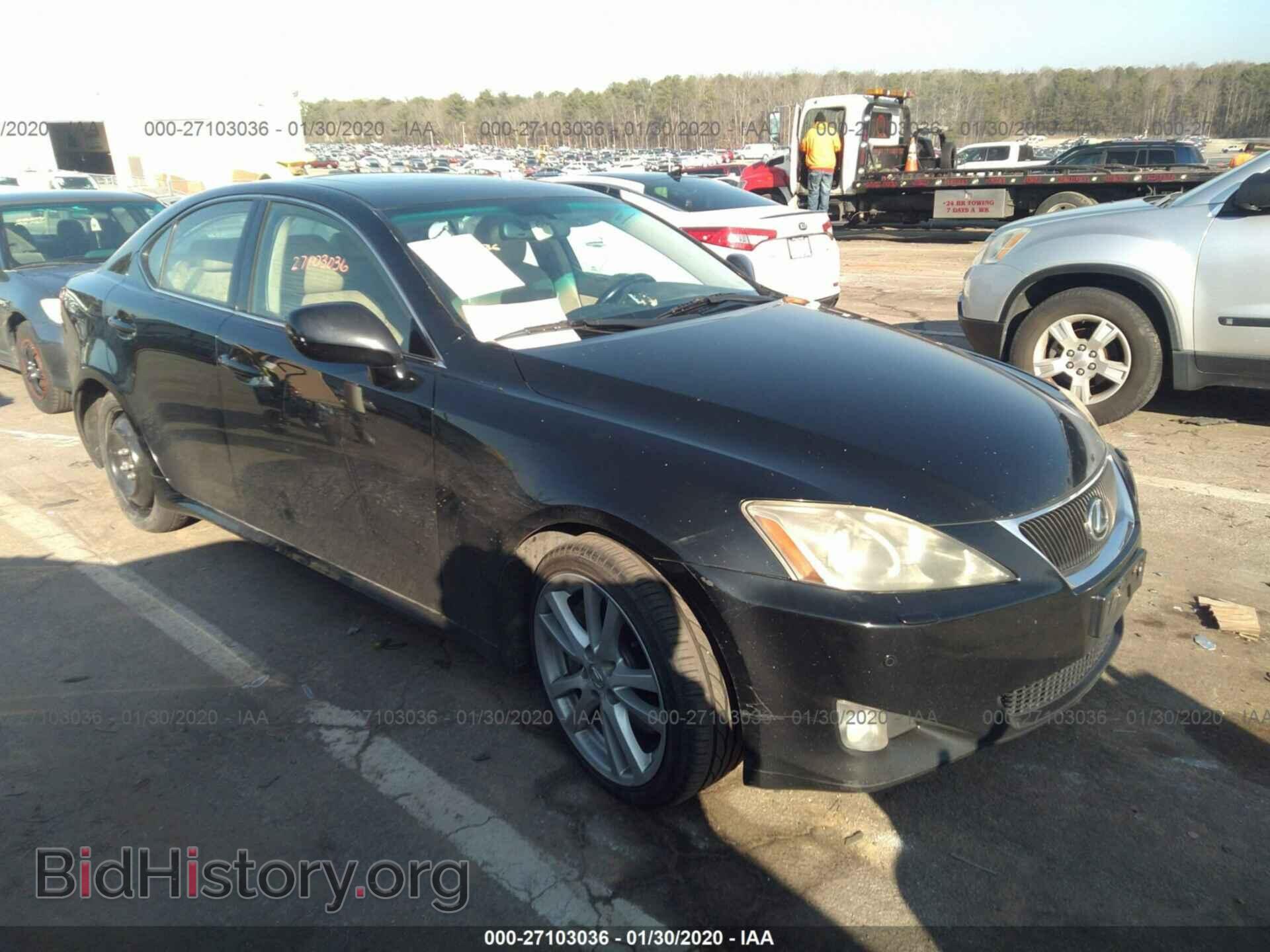 Фотография JTHBE262965010308 - LEXUS IS 2006