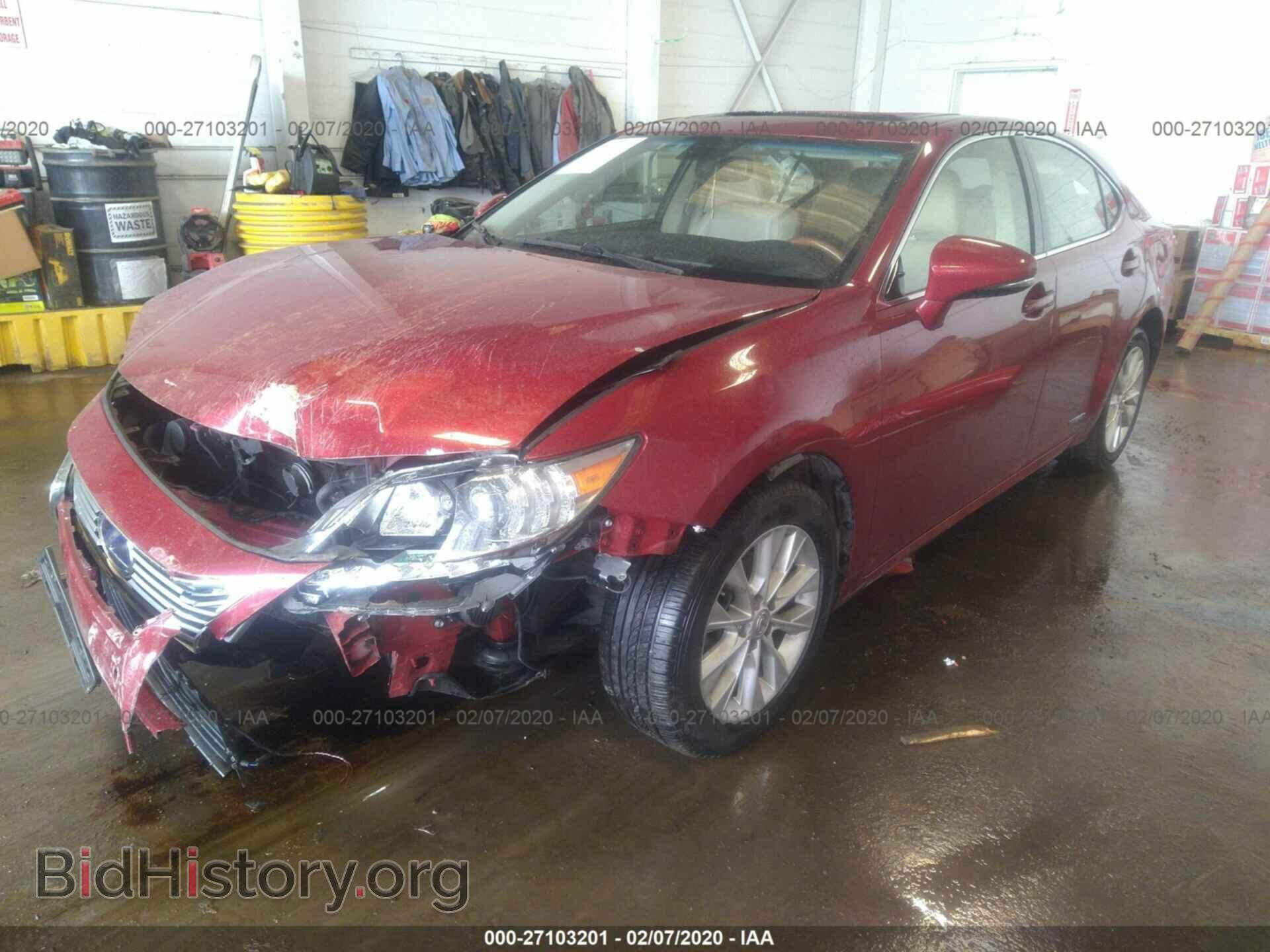 2013 LEXUS ES - VIN: JTHBW1GGXD2005750 - Photo 2