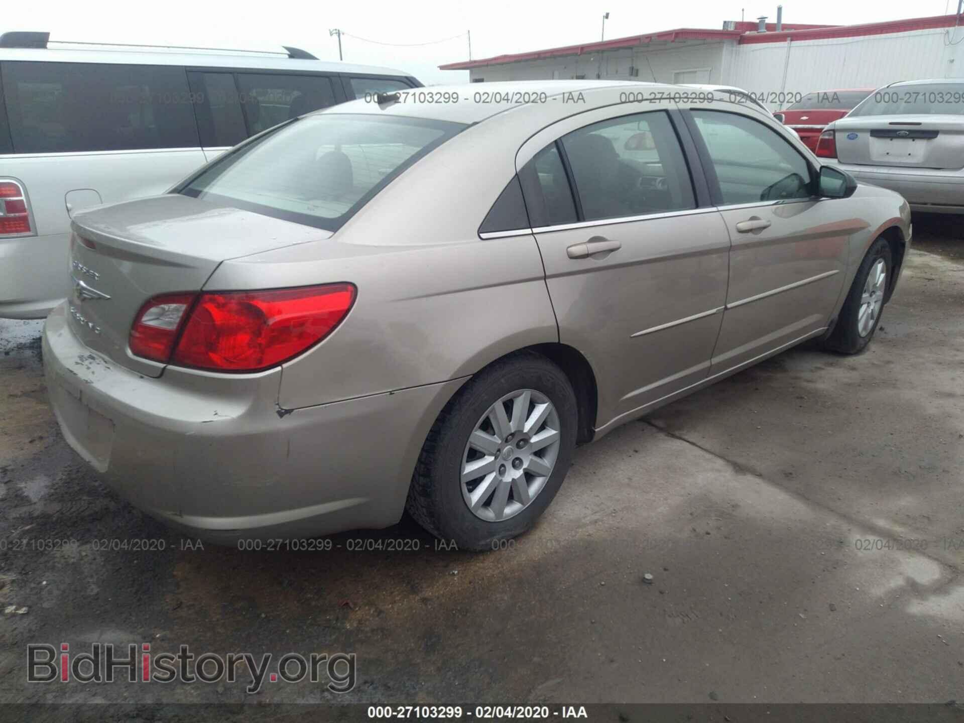 2009 CHRYSLER SEBRING - VIN: 1C3LC46B99N520996 - Фото 4
