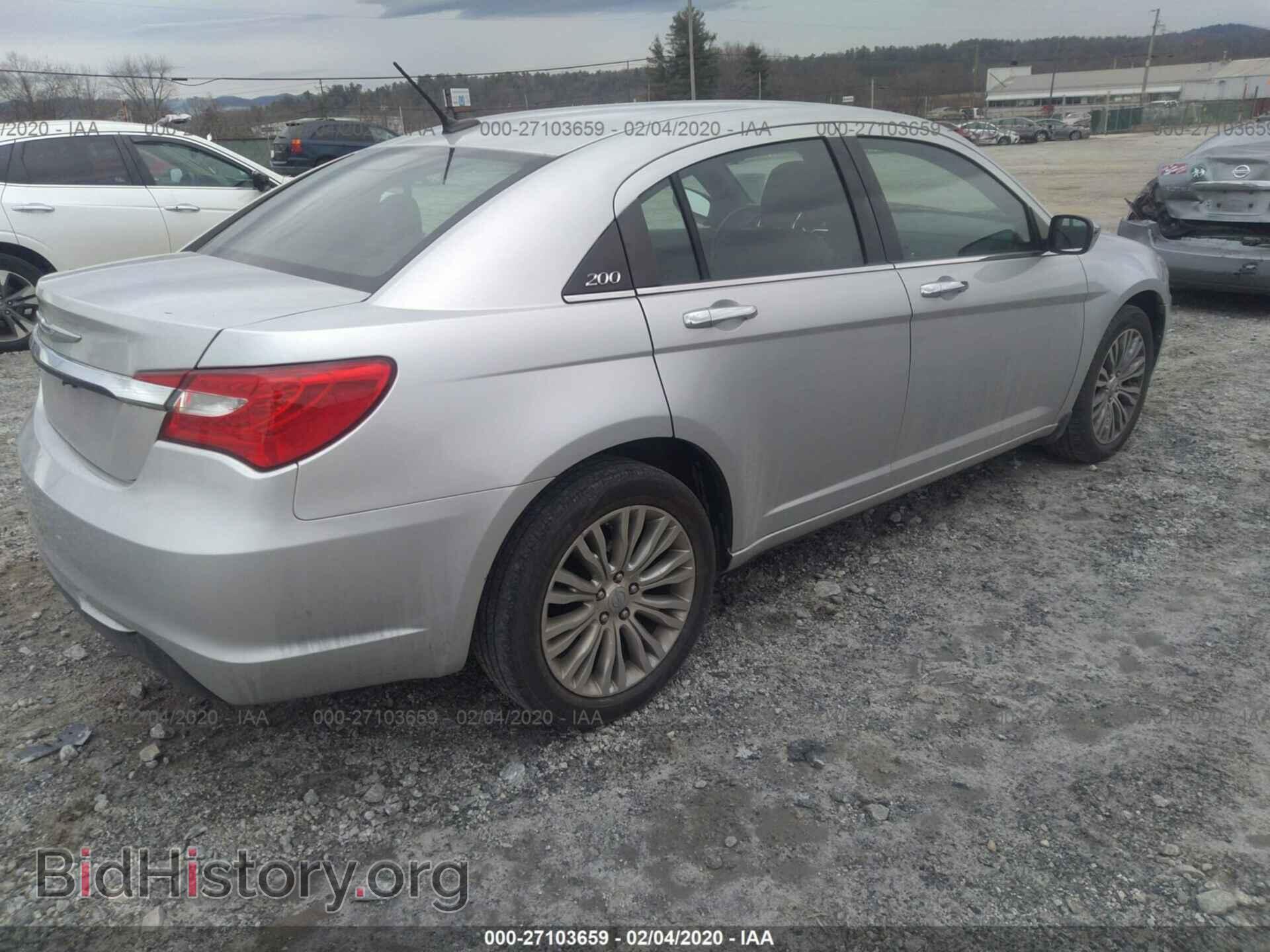 2012 CHRYSLER 200 - VIN: 1C3CCBCG0CN279440 - Фото 4