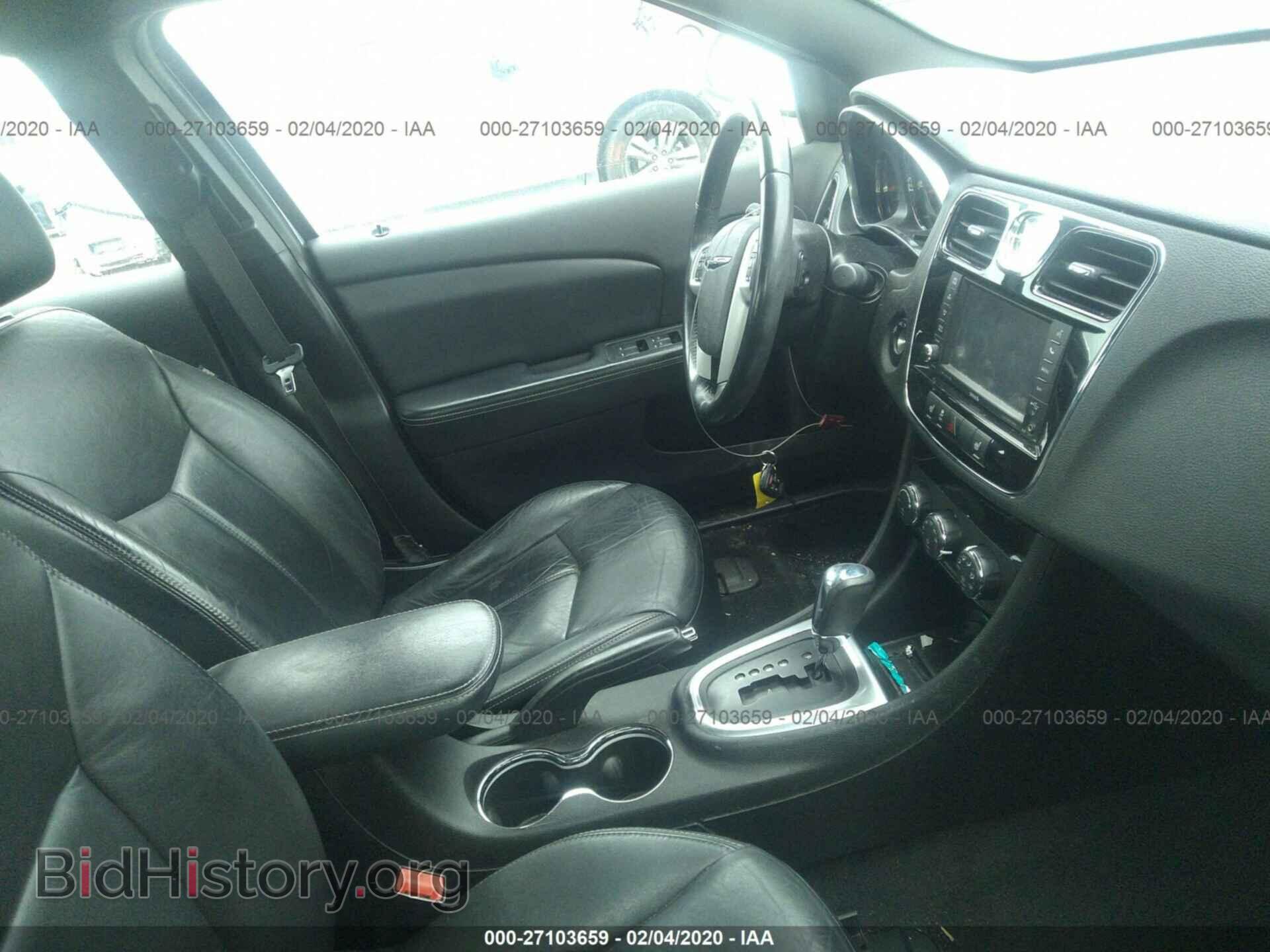 2012 CHRYSLER 200 - VIN: 1C3CCBCG0CN279440 - Фото 5