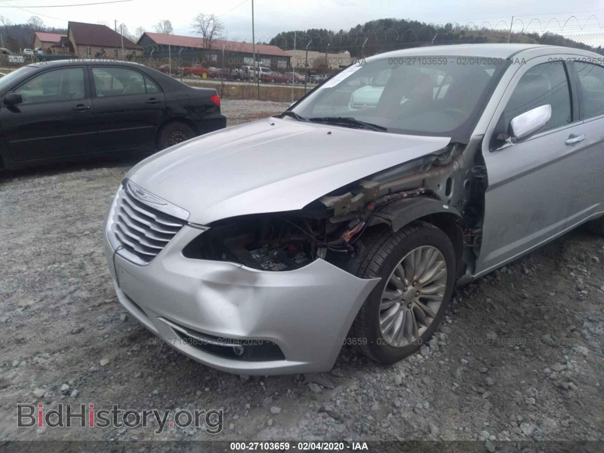 2012 CHRYSLER 200 - VIN: 1C3CCBCG0CN279440 - Фото 6