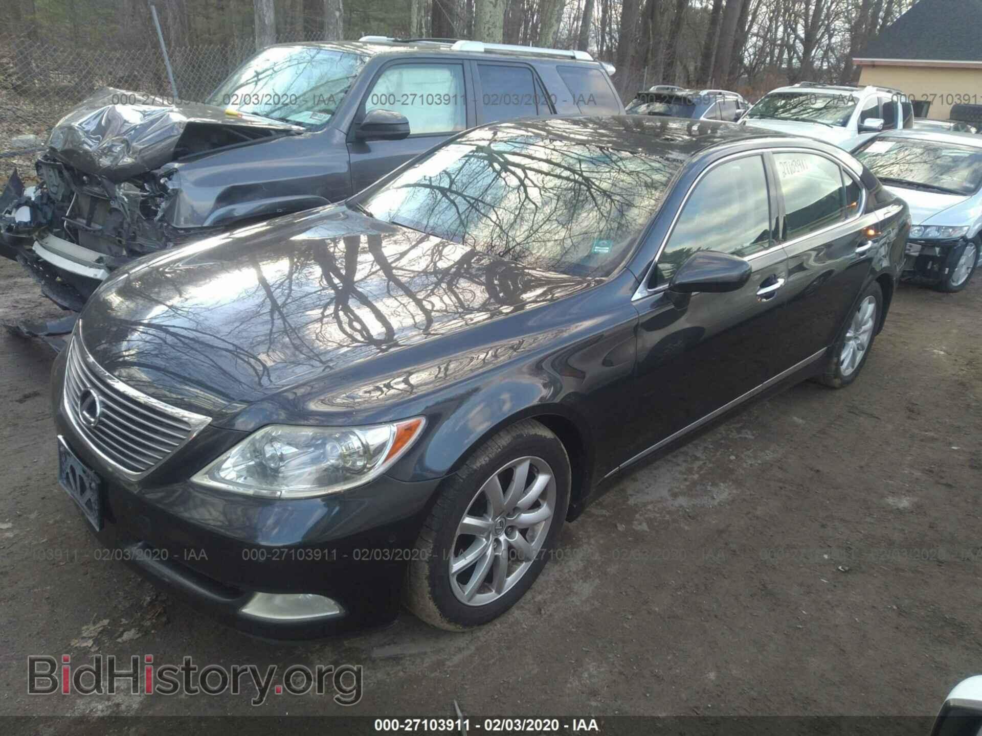 2007 LEXUS LS - VIN: JTHGL46F075007082 - Photo 2