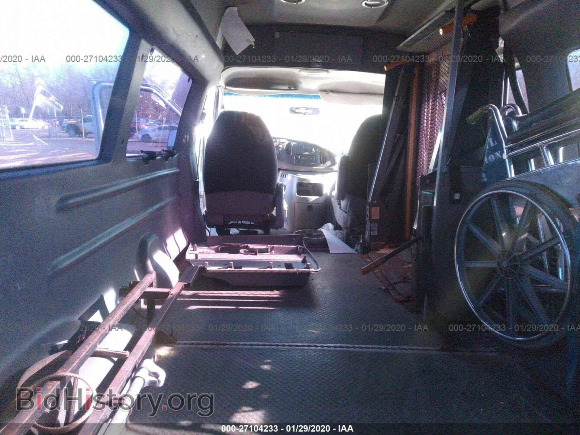 2006 FORD ECONOLINE - VIN: 1FTNE24W76DB07632 - Photo 8