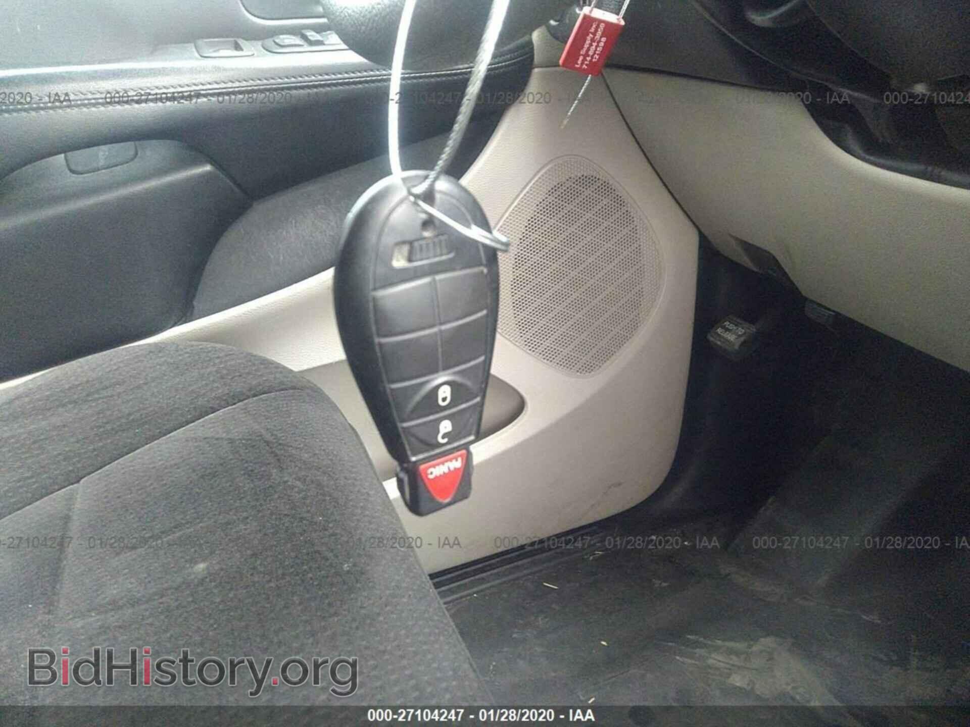 2012 Dodge Ram Van - VIN: 2C4RDGAG2CR167986 - Фото 11