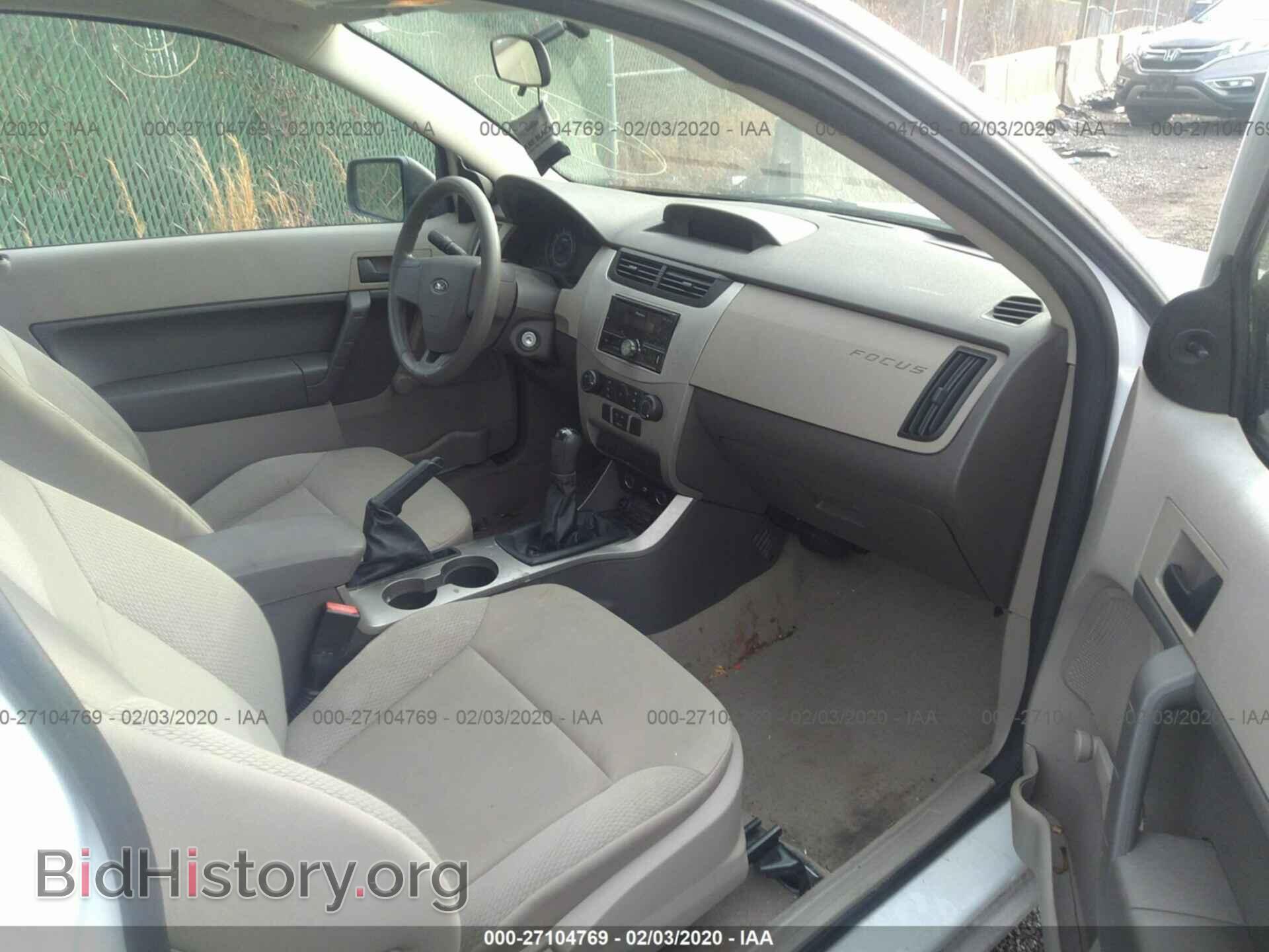 2008 FORD FOCUS - VIN: 1FAHP32N58W180499 - Фото 5