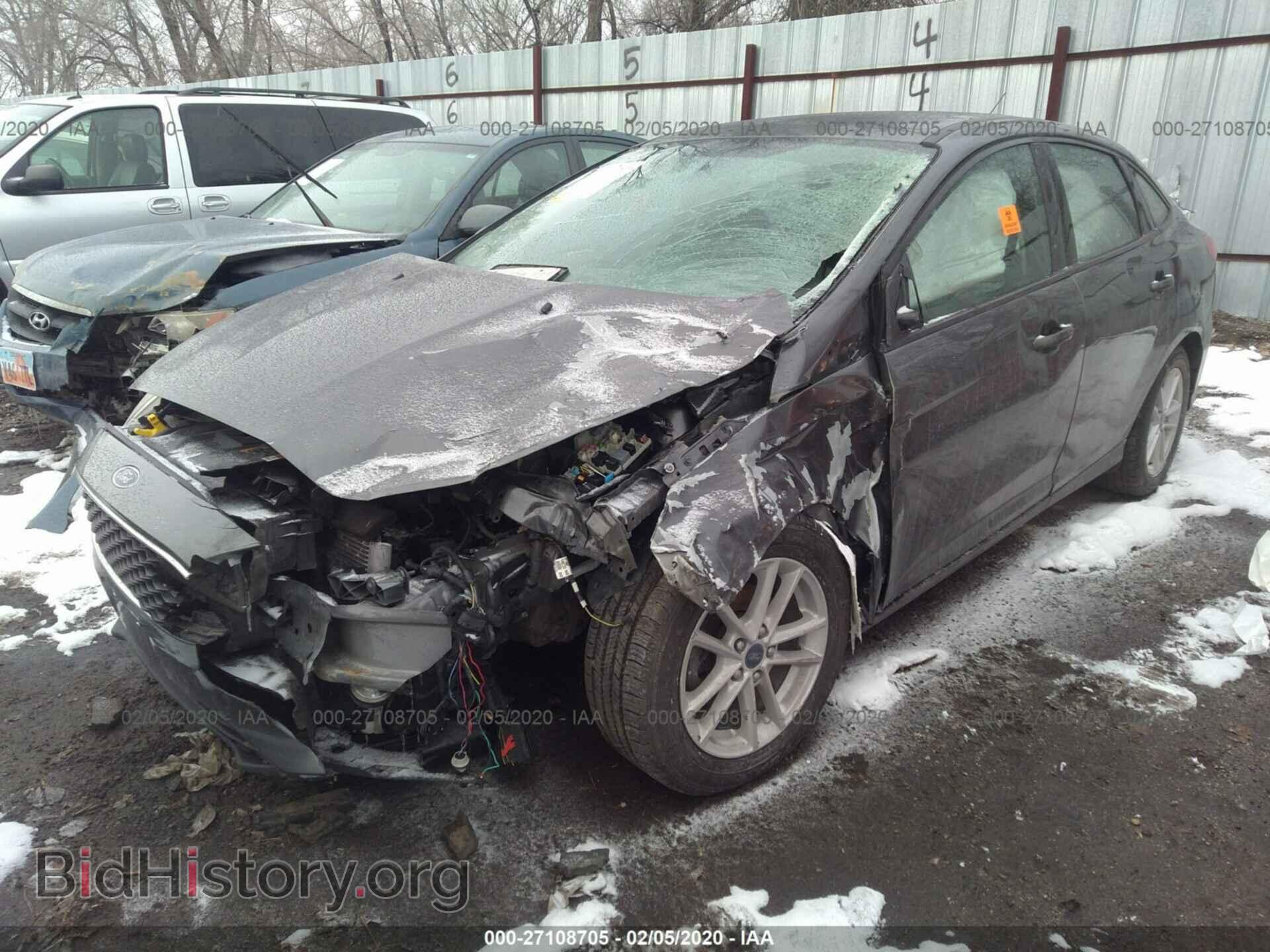 2017 FORD FOCUS - VIN: 1FADP3F29HL232877 - Фото 2