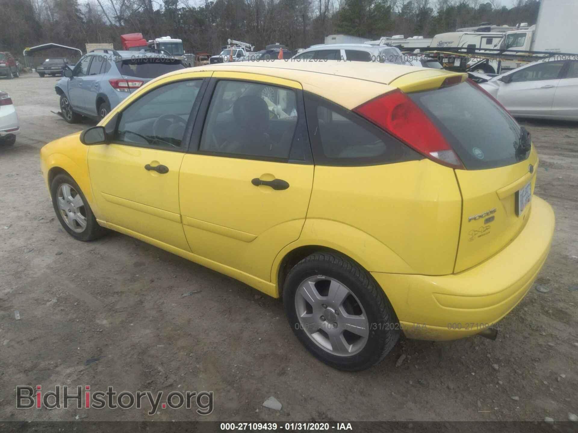 2005 FORD FOCUS - VIN: 3FAFP37N85R113135 - Фото 3