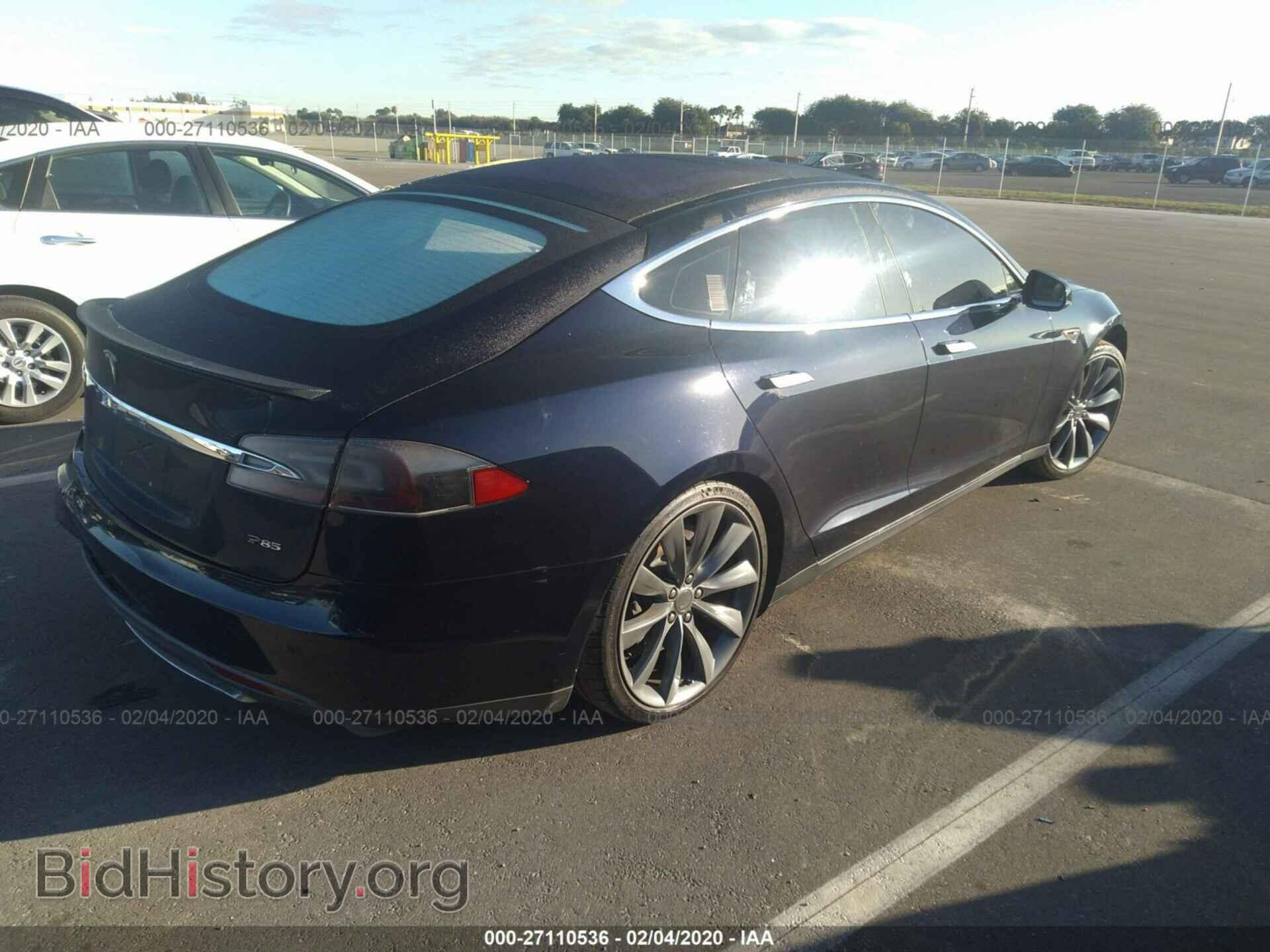 2013 TESLA MODEL S - VIN: 5YJSA1DP0DFP08792 - Фото 4