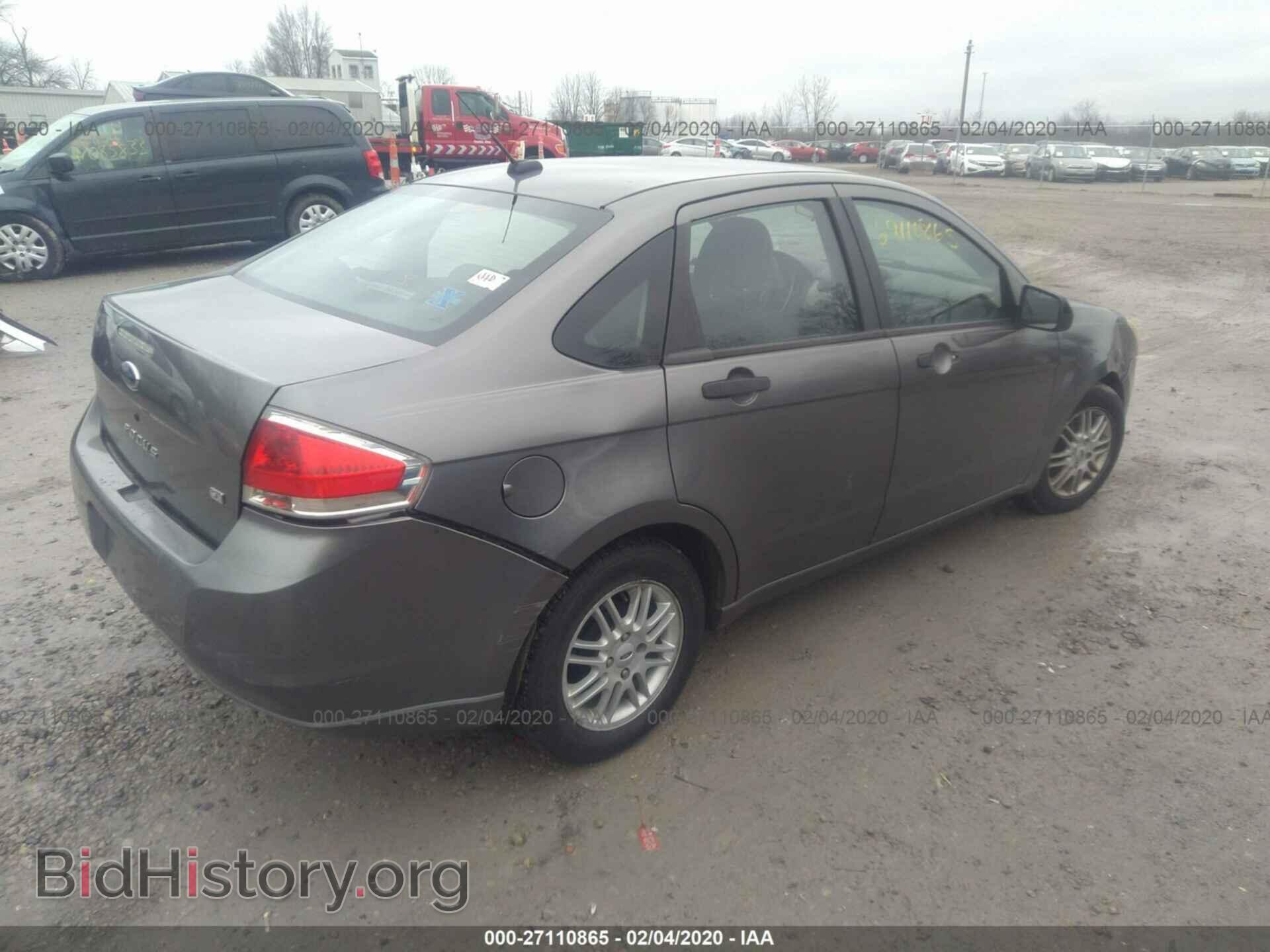 2009 FORD FOCUS - VIN: 1FAHP35NX9W130128 - Фото 4