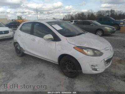 2011 Mazda MAZDA2, белый — VIN JM1DE1HY8B0104435, IAAI