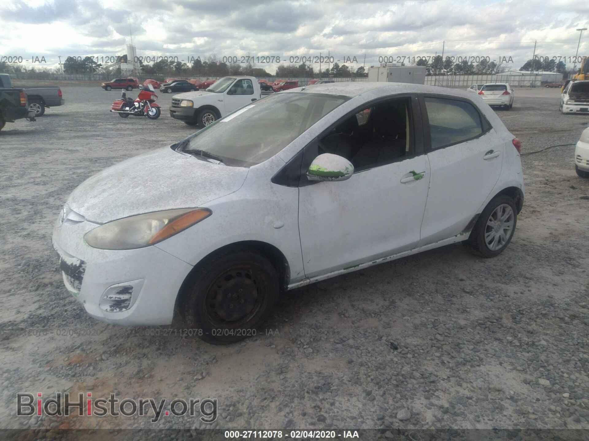 2011 MAZDA MAZDA2 - VIN: JM1DE1HY8B0104435 - Photo 2