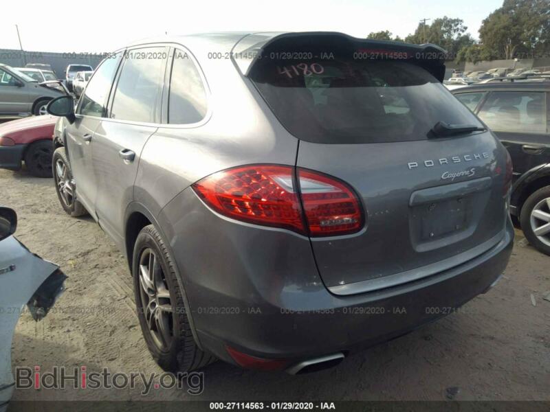 2012 Porsche CAYENNE (VIN WP1AB2A26CLA40322) — photo 3 of 11