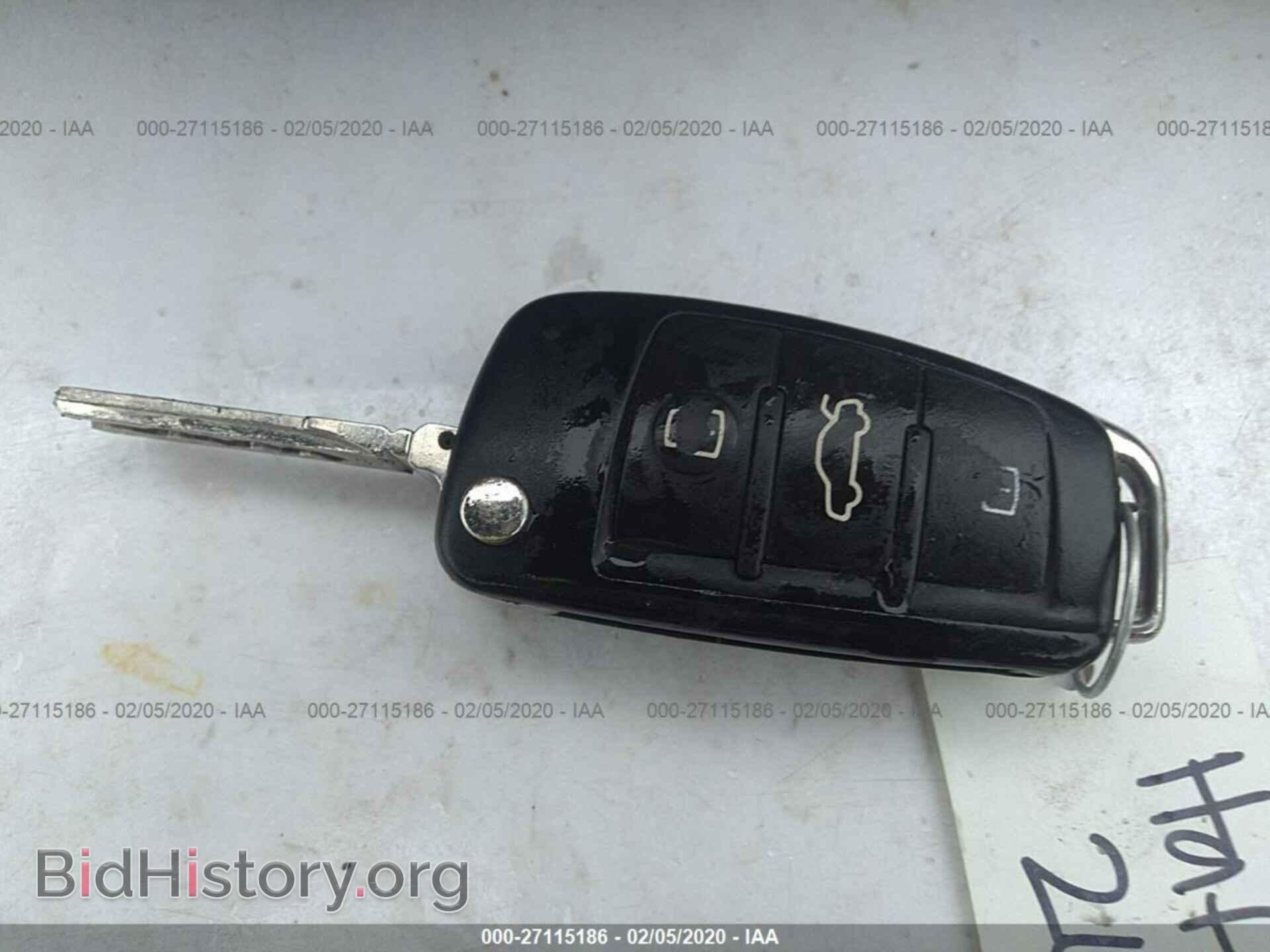 2008 AUDI A4 - VIN: WAUDF78E18A054709 - Фото 11