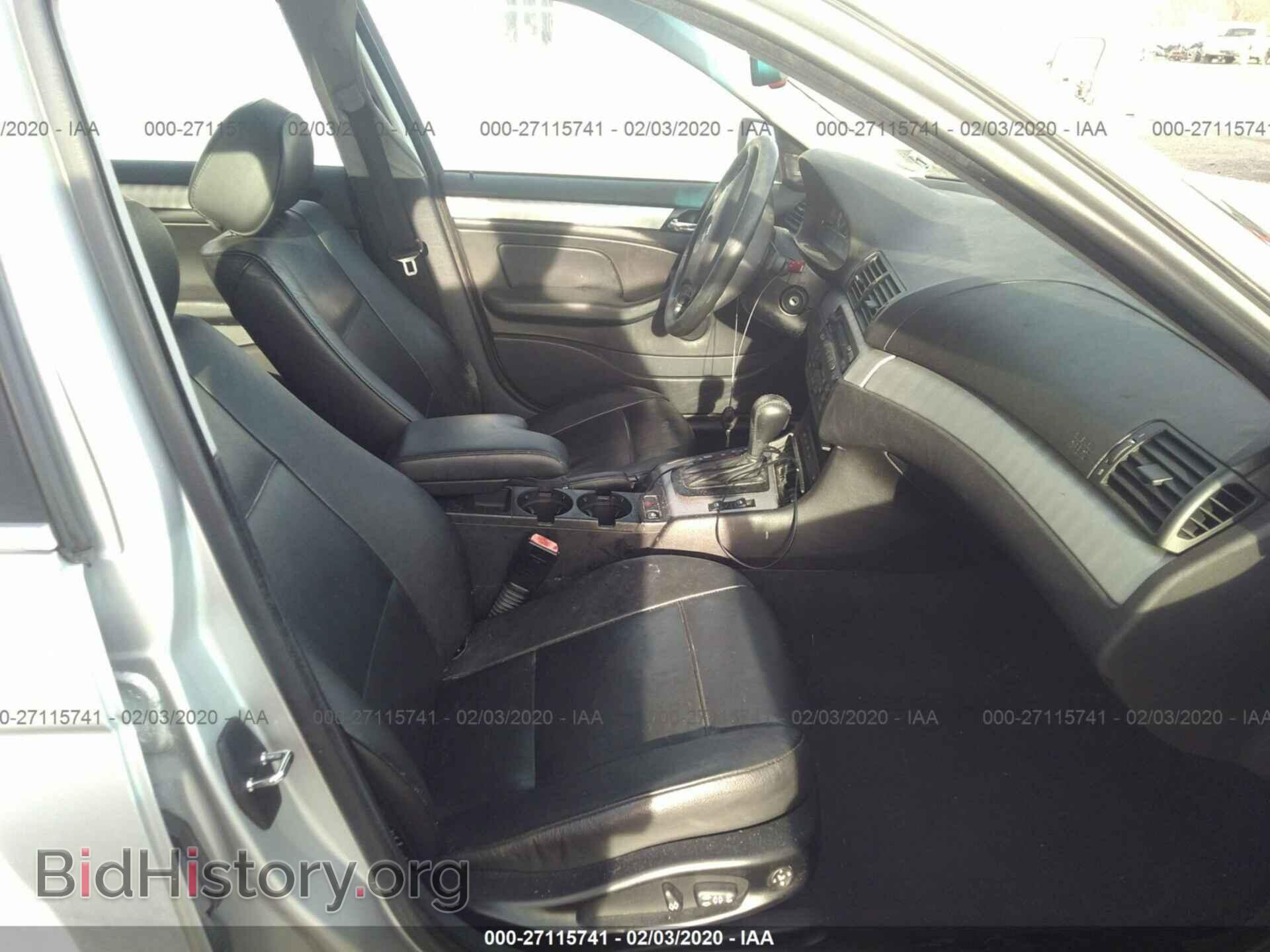 2004 BMW 330 - VIN: WBAEW53464PN33593 - Фото 5