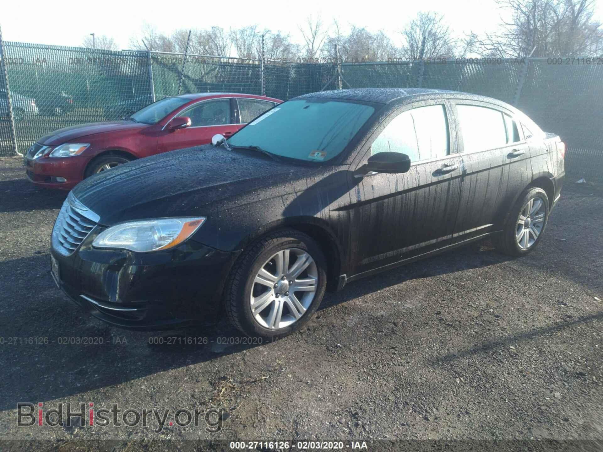 2013 CHRYSLER 200 - VIN: 1C3CCBAB9DN763826 - Photo 2
