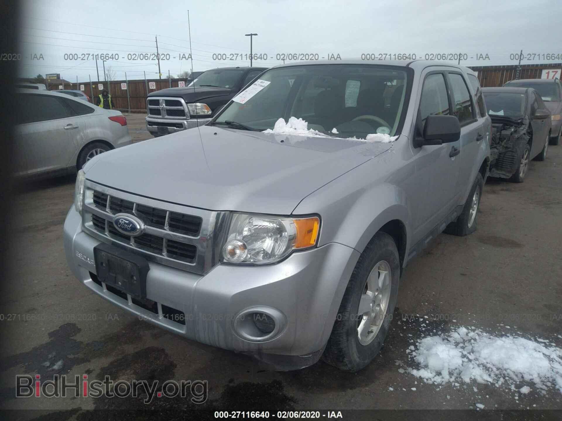 2011 FORD ESCAPE - VIN: 1FMCU9C77BKC64348 - Фото 2