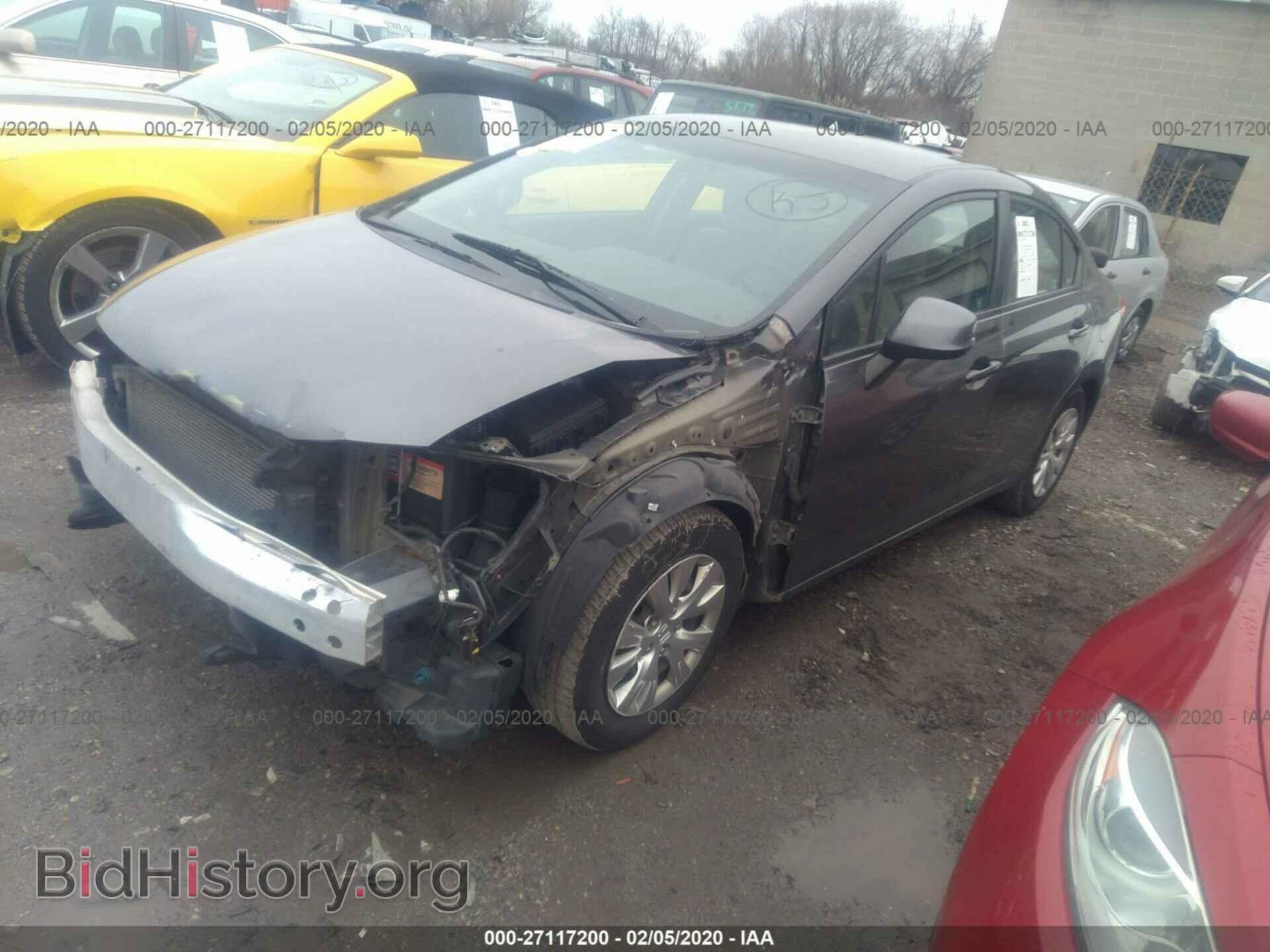 2012 HONDA CIVIC - VIN: 2HGFB2F57CH609834 - Photo 2