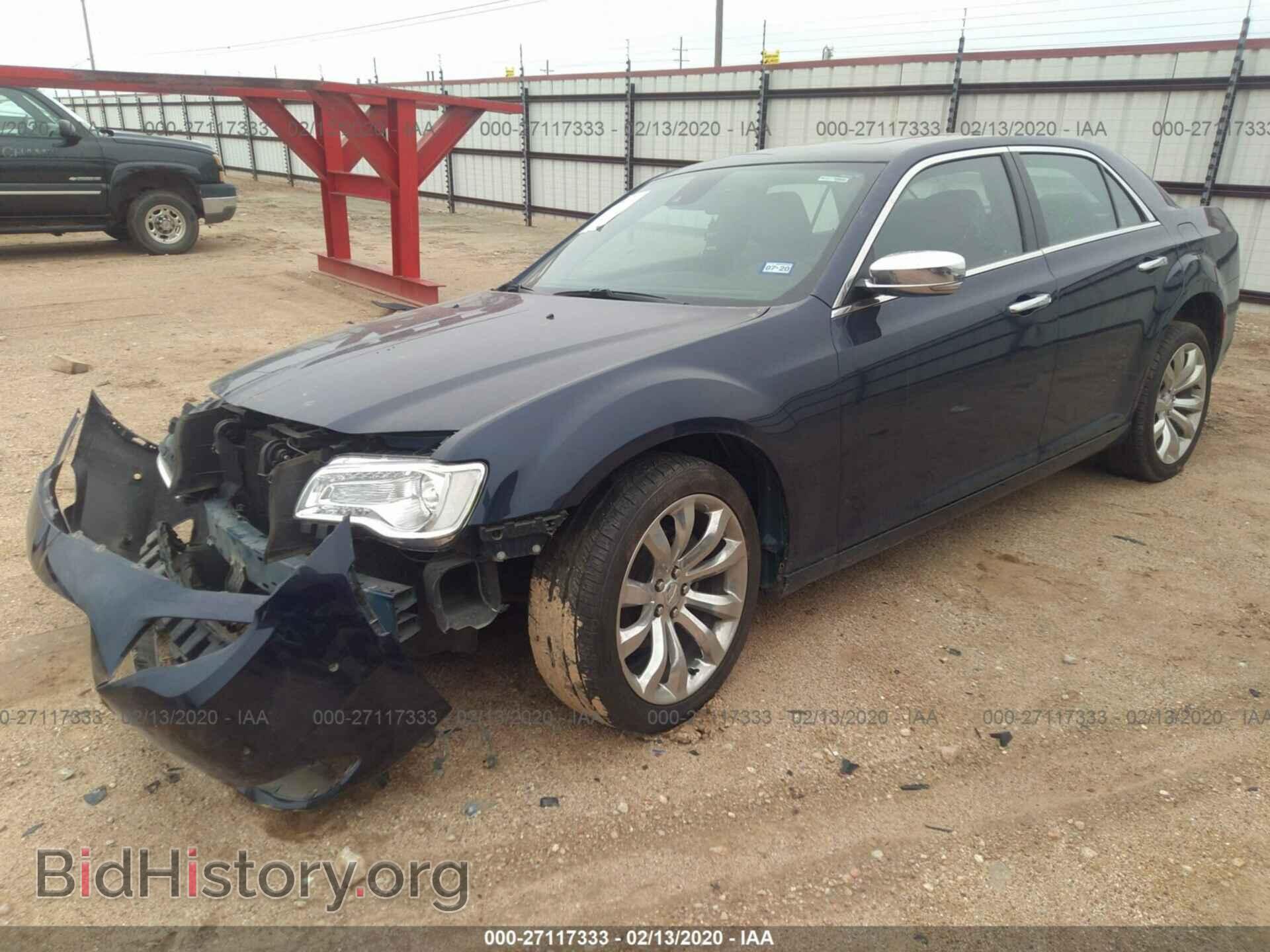 2017 CHRYSLER 300C - VIN: 2C3CCAEG5HH586500 - Photo 2