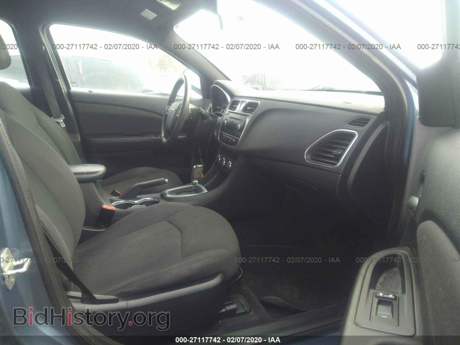 2011 CHRYSLER 200 - VIN: 1C3BC4FB0BN588833 - Фото 5