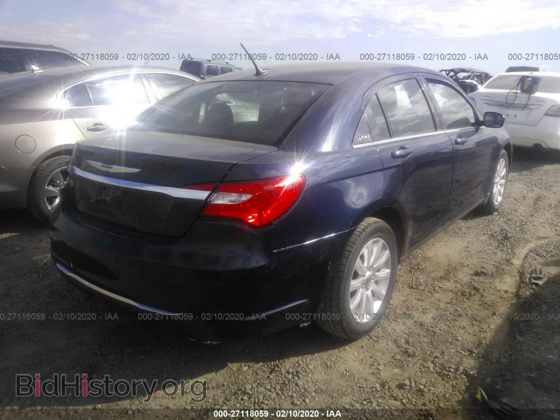 2013 CHRYSLER 200 - VIN: 1C3CCBBG3DN677986 - Photo 4