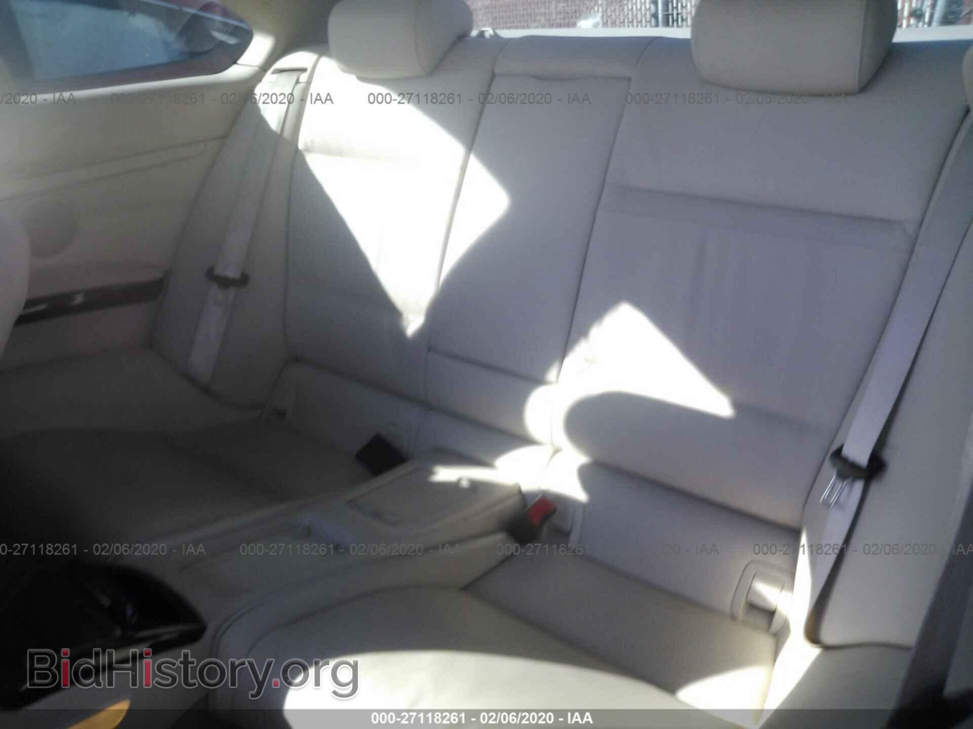 2009 BMW 335 - VIN: WBAWB735X9P044836 - Фото 8