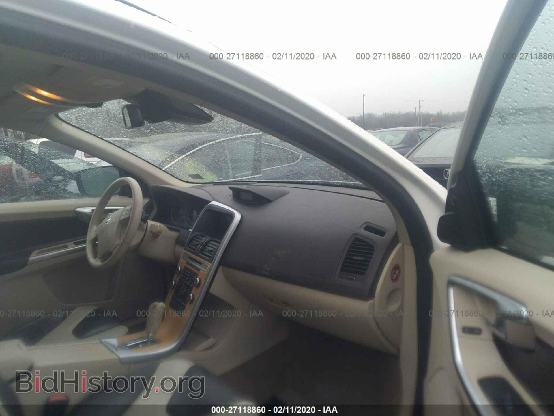 2010 VOLVO XC60 - VIN: YV4982DZ1A2088113 - Фото 5