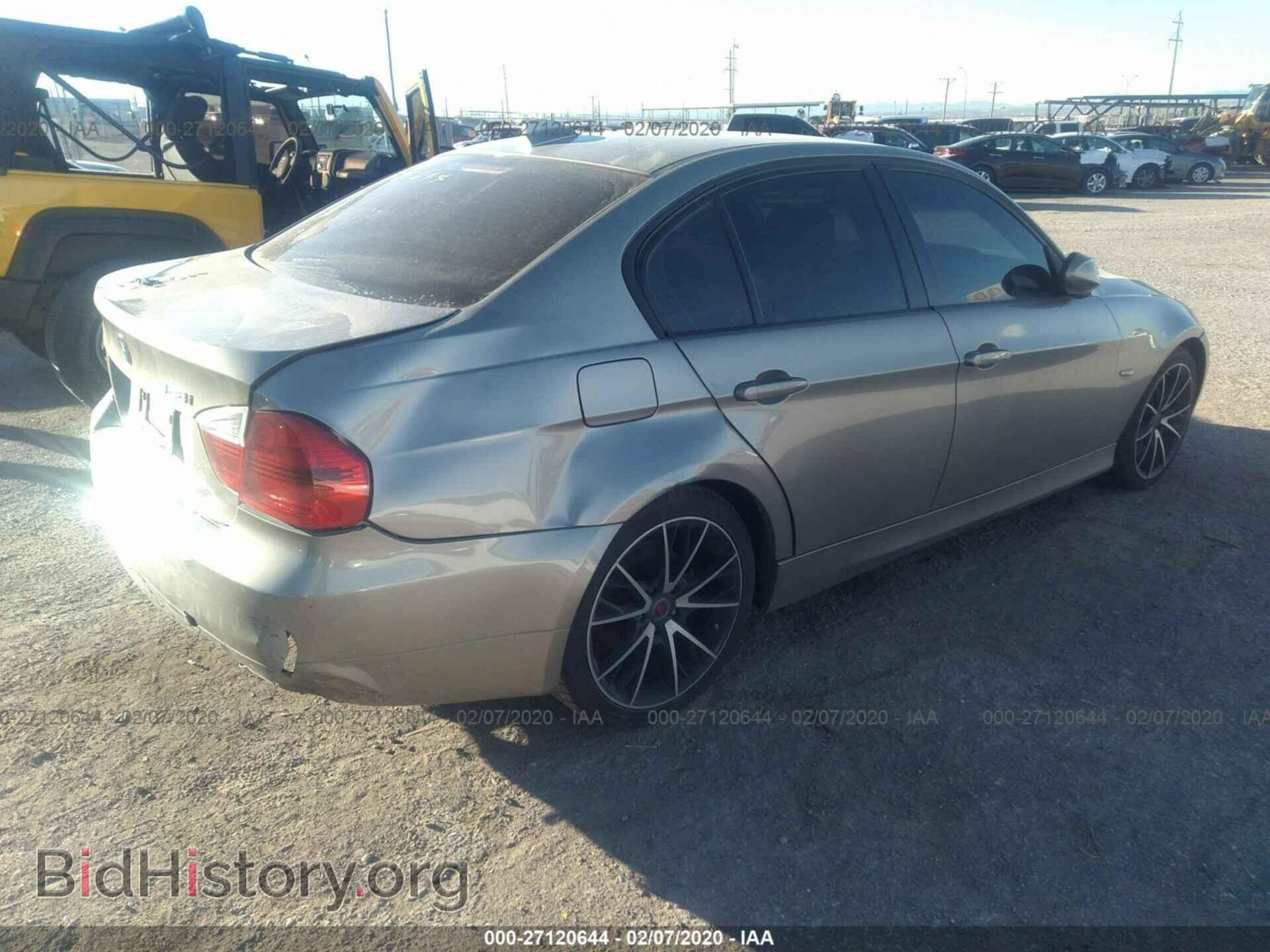 2007 BMW 328 - VIN: WBAVA33587KX81261 - Фото 4