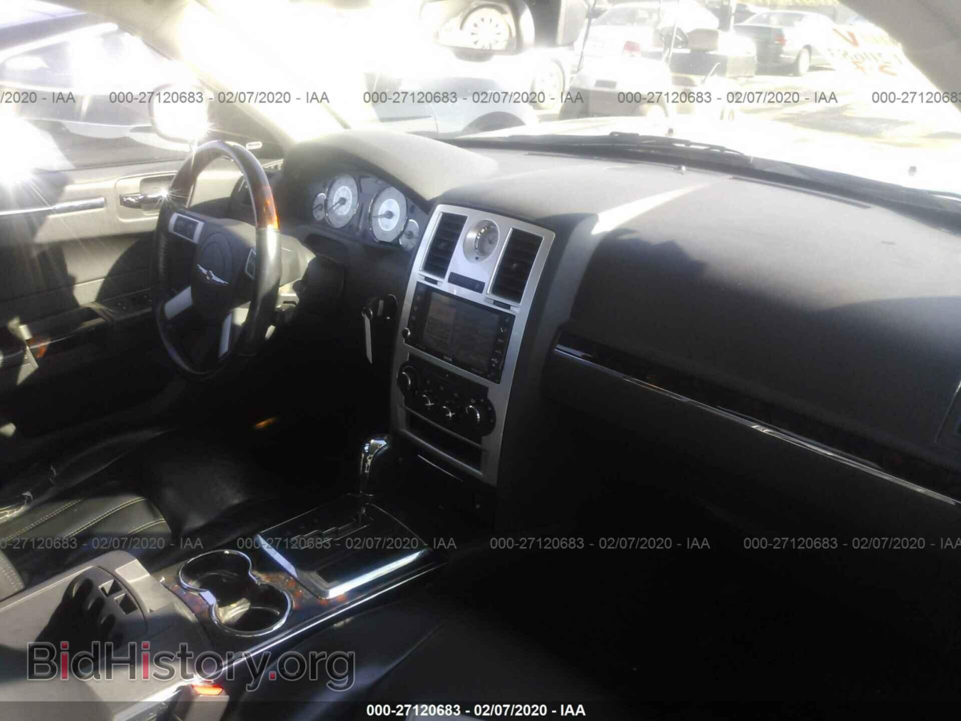 2008 CHRYSLER 300C - VIN: 2C3KA63H08H120032 - Фото 5